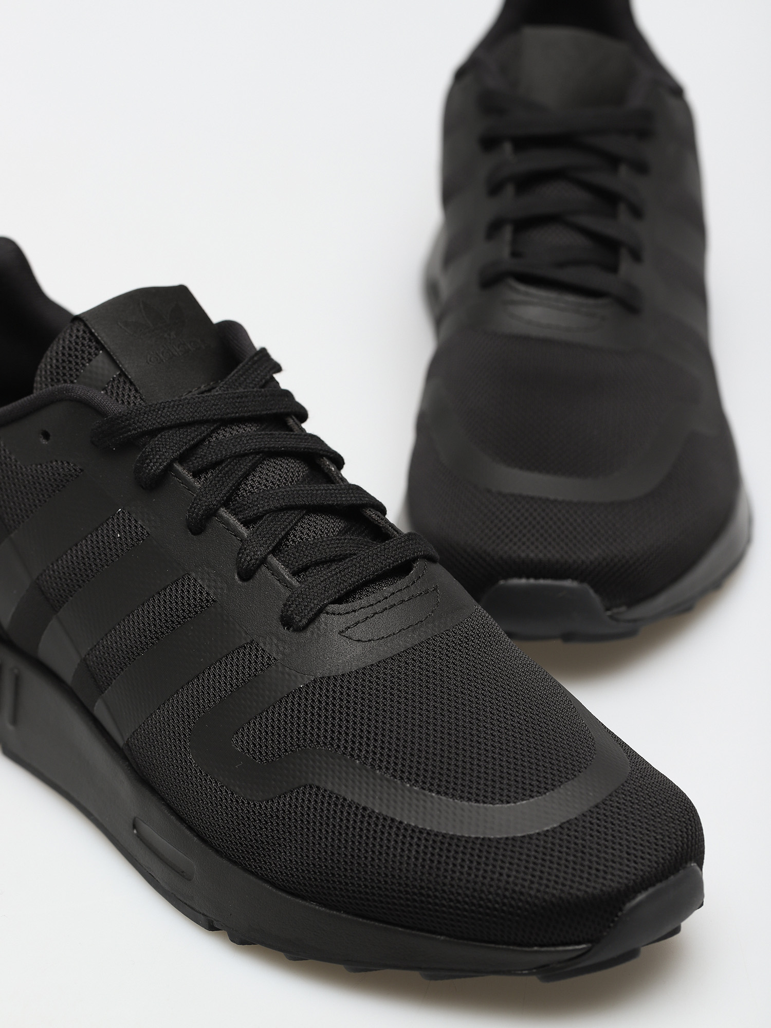 Buty adidas Originals Multix (cblack/cblack/cblack)