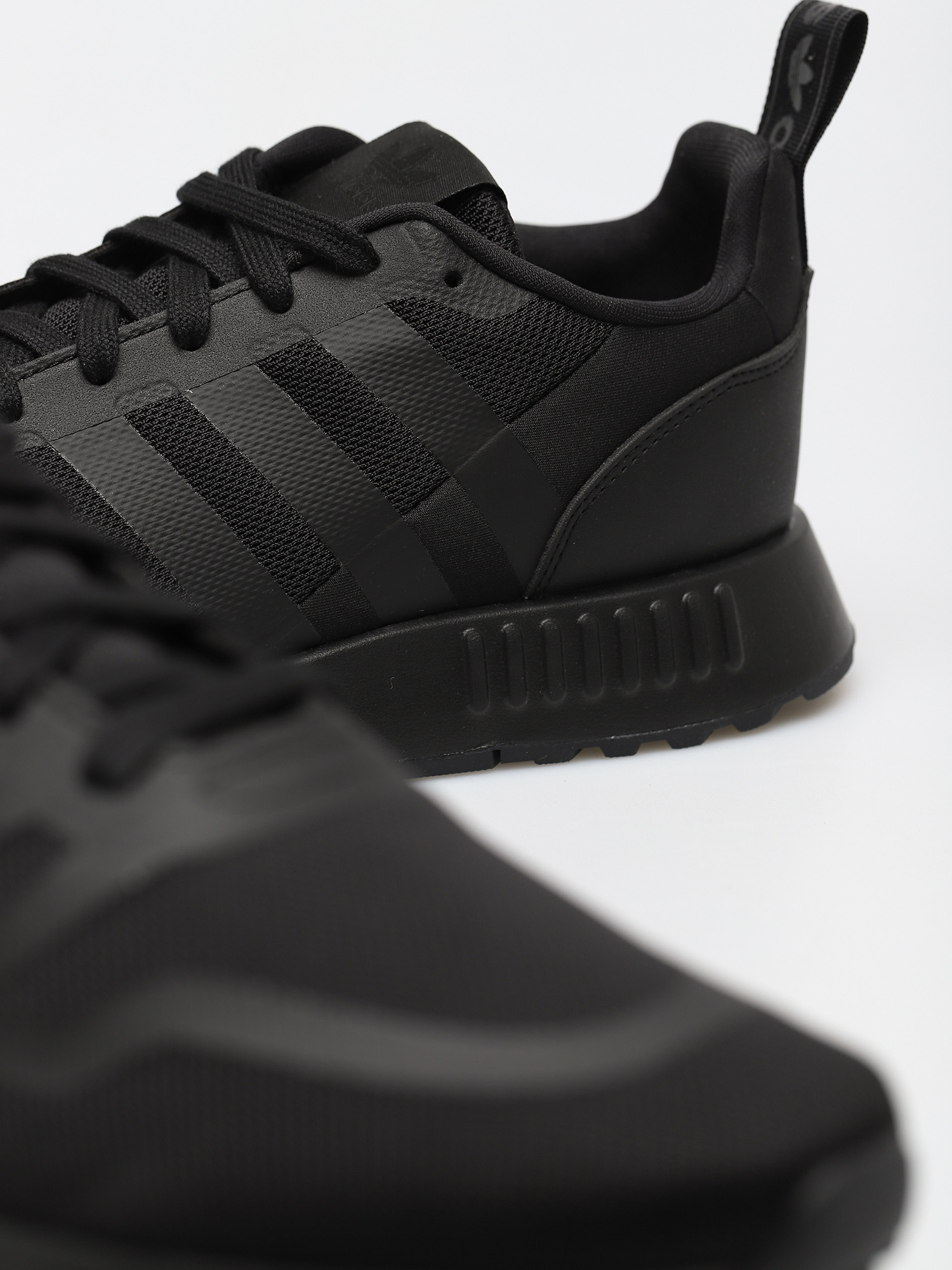 Buty adidas Originals Multix (cblack/cblack/cblack)