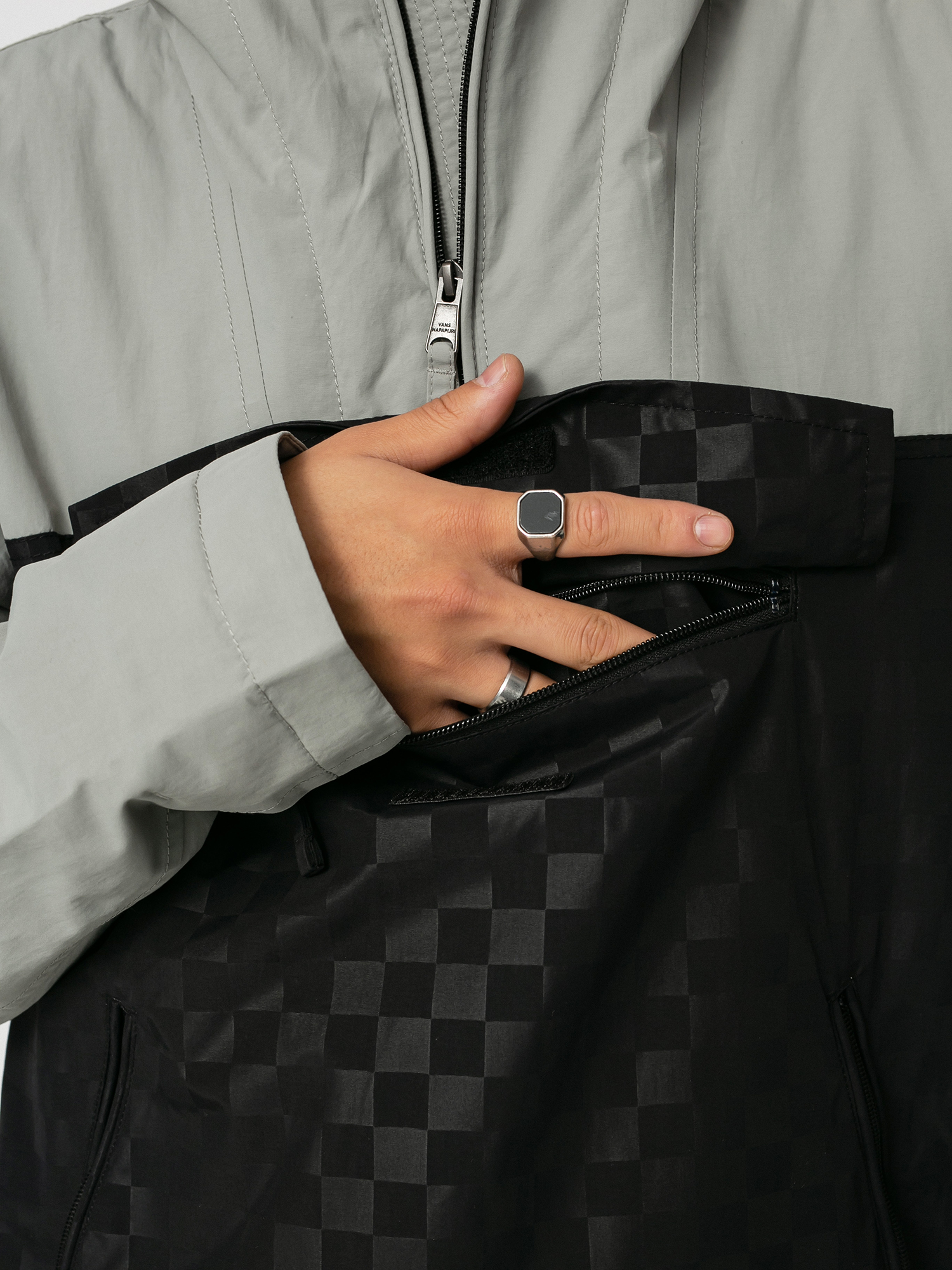 Kurtka Vans X Napapijri Anorak (forest frog/black checkerboard)