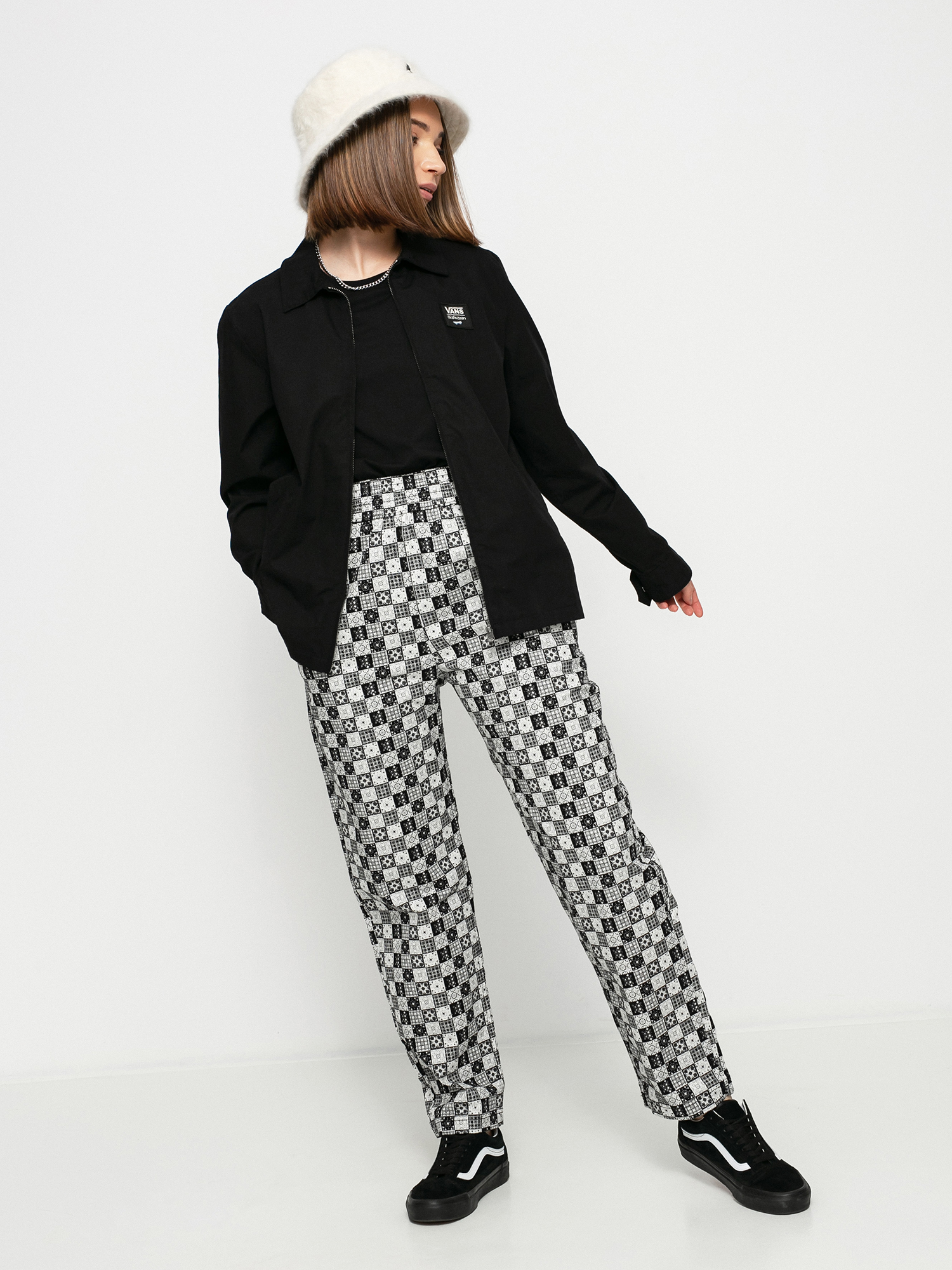 Kurtka Vans X Skateistan Wmn (black)