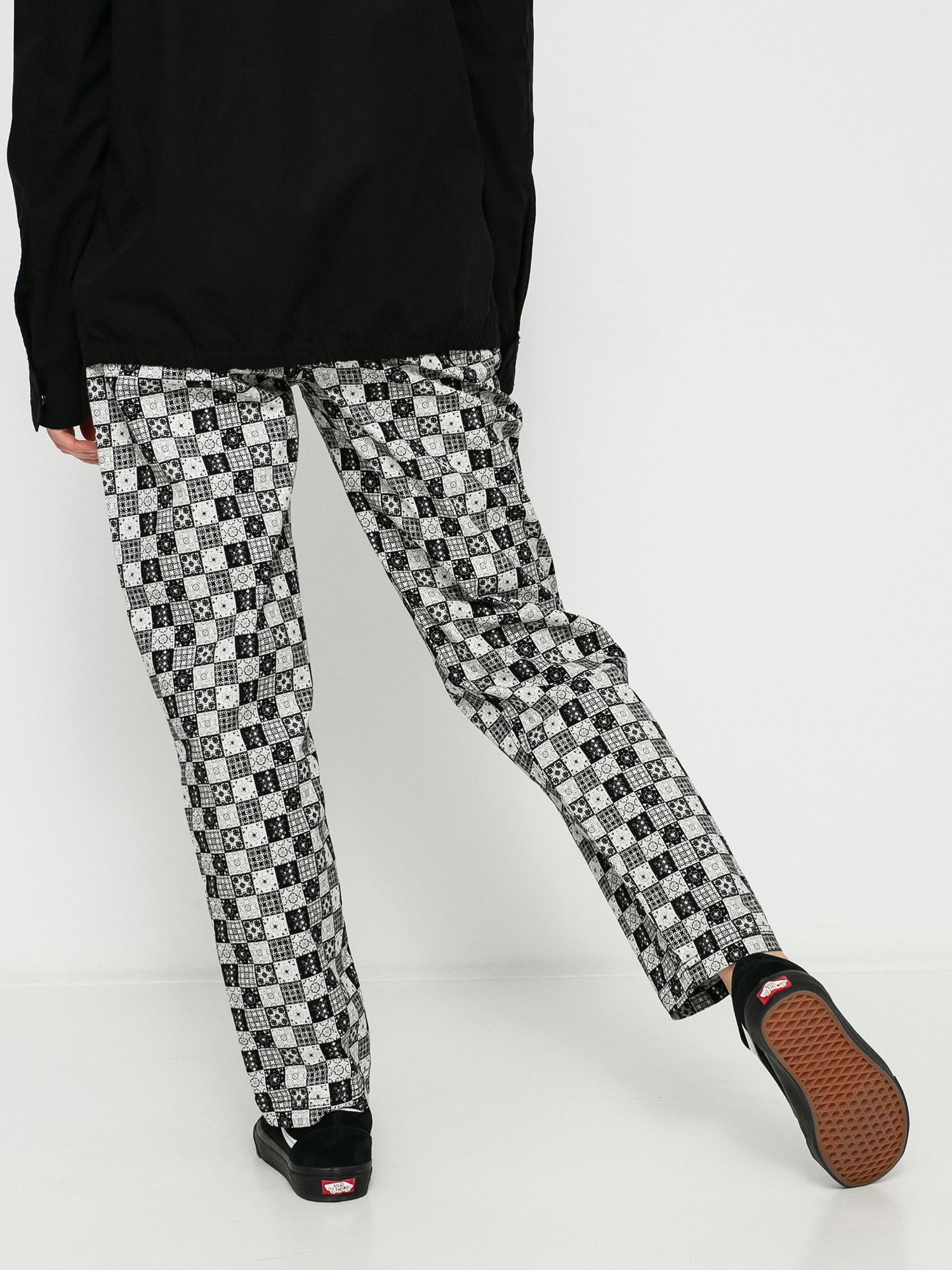 Spodnie Vans X Skateistan Wmn (black)