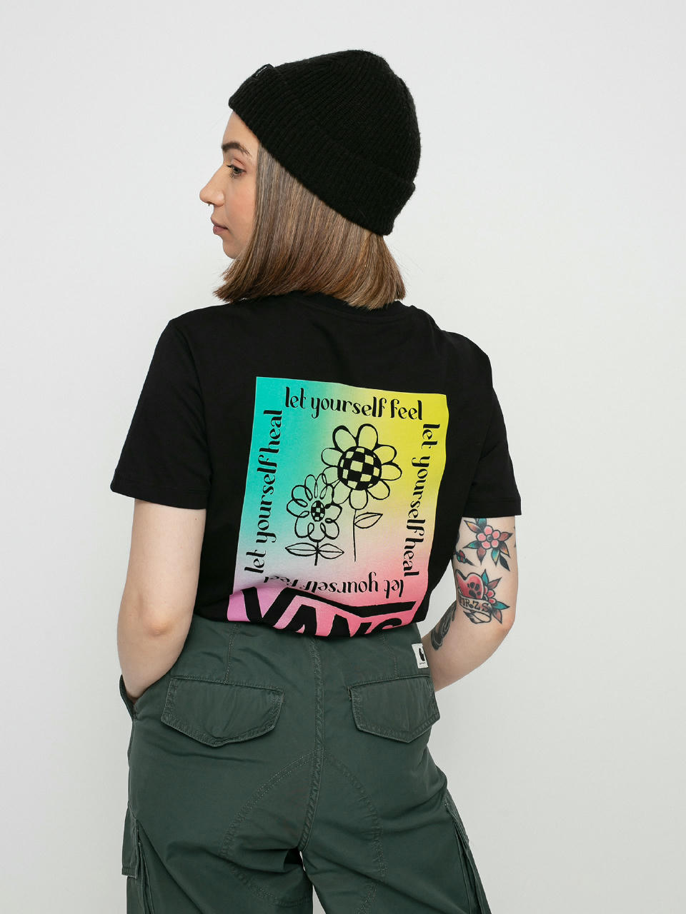 T-shirt Vans Cultivate Care Bf Wmn (black)