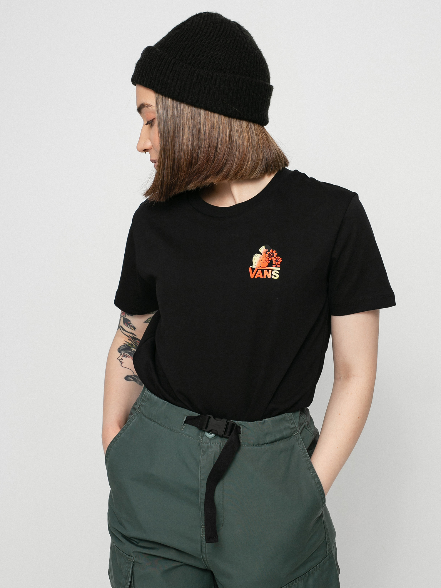T-shirt Vans Cultivate Care Bf Wmn (black)