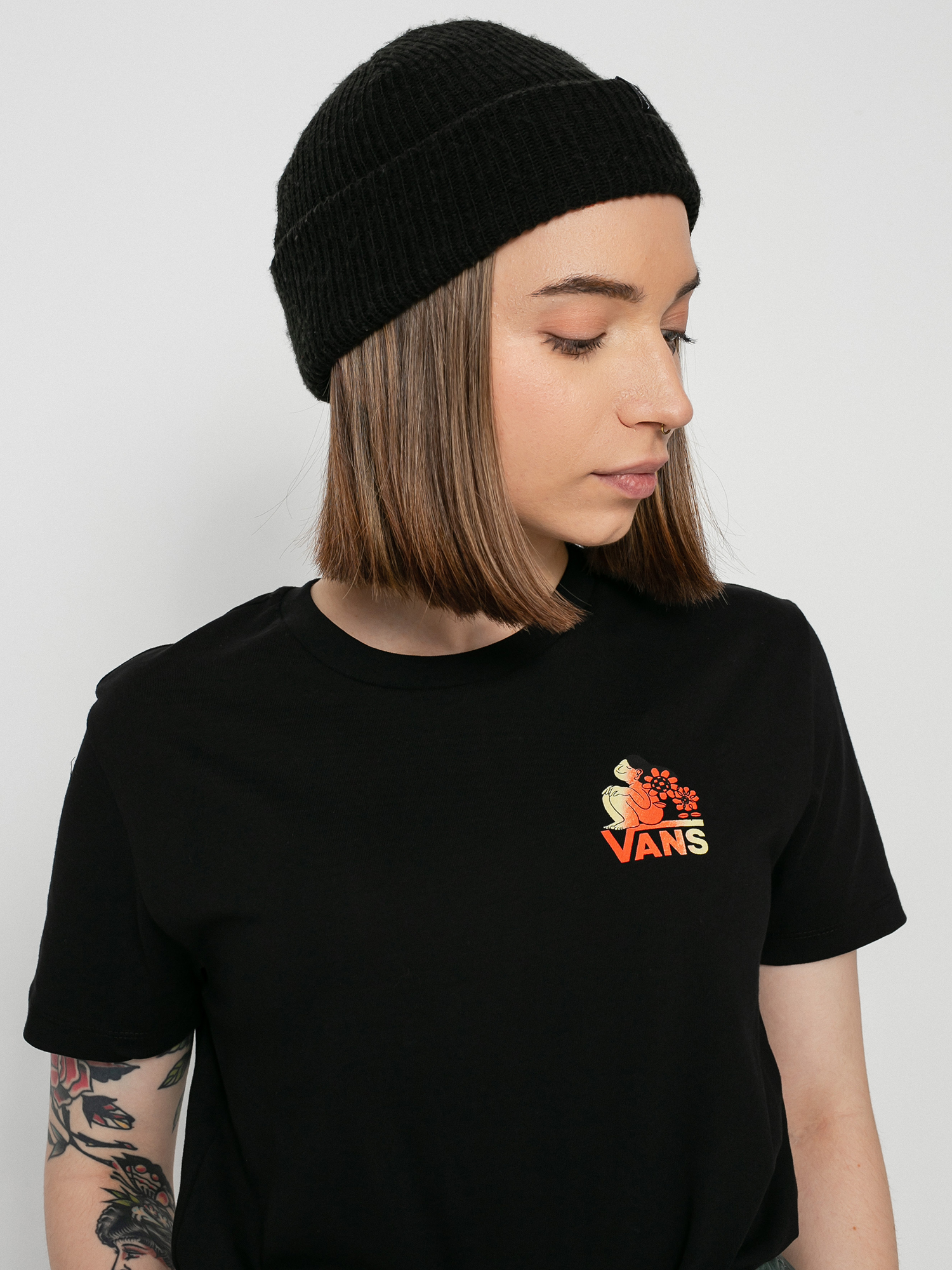 T-shirt Vans Cultivate Care Bf Wmn (black)