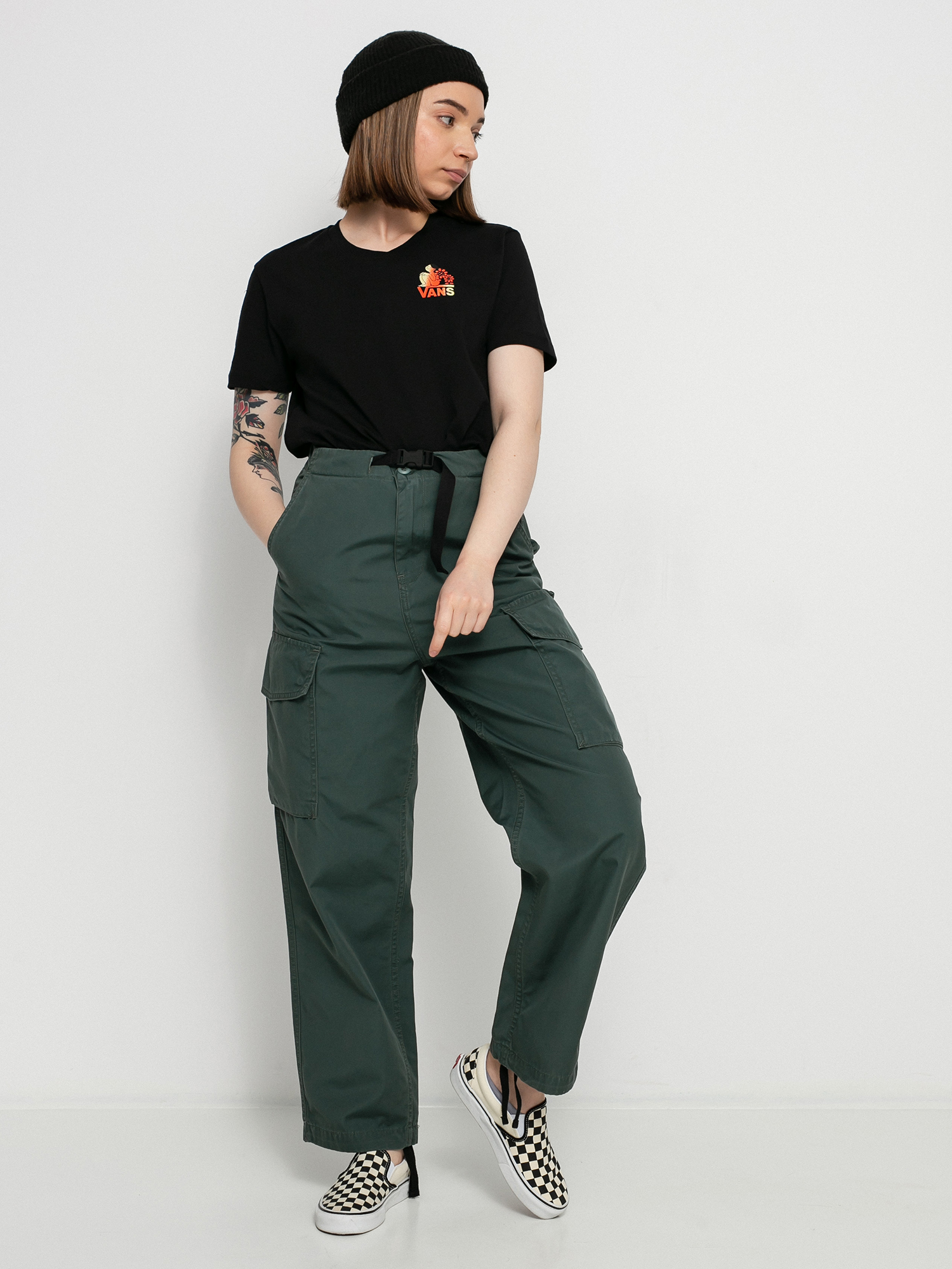 T-shirt Vans Cultivate Care Bf Wmn (black)