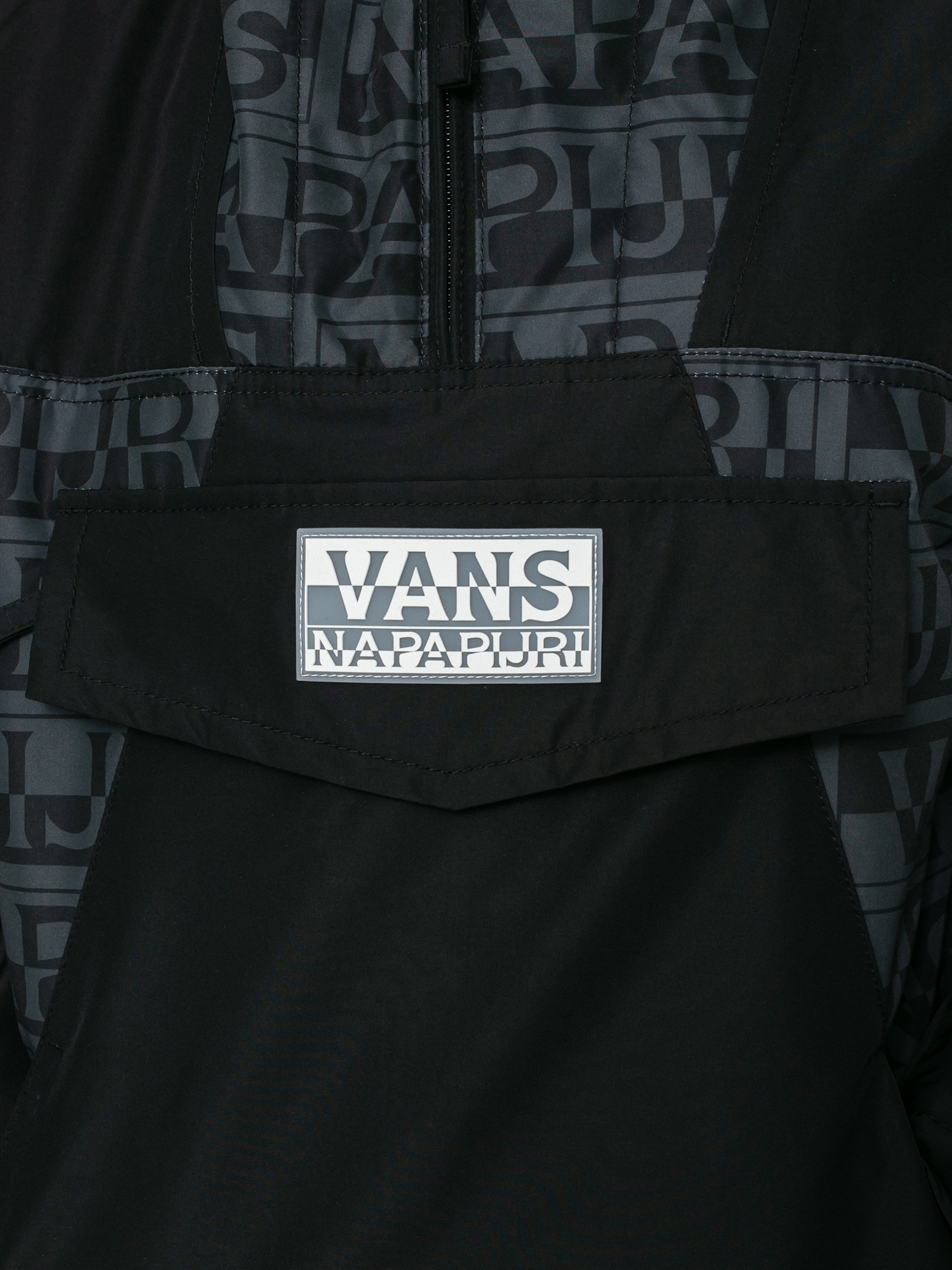 Kurtka Vans X Napapijri Anorak Wmn (black)