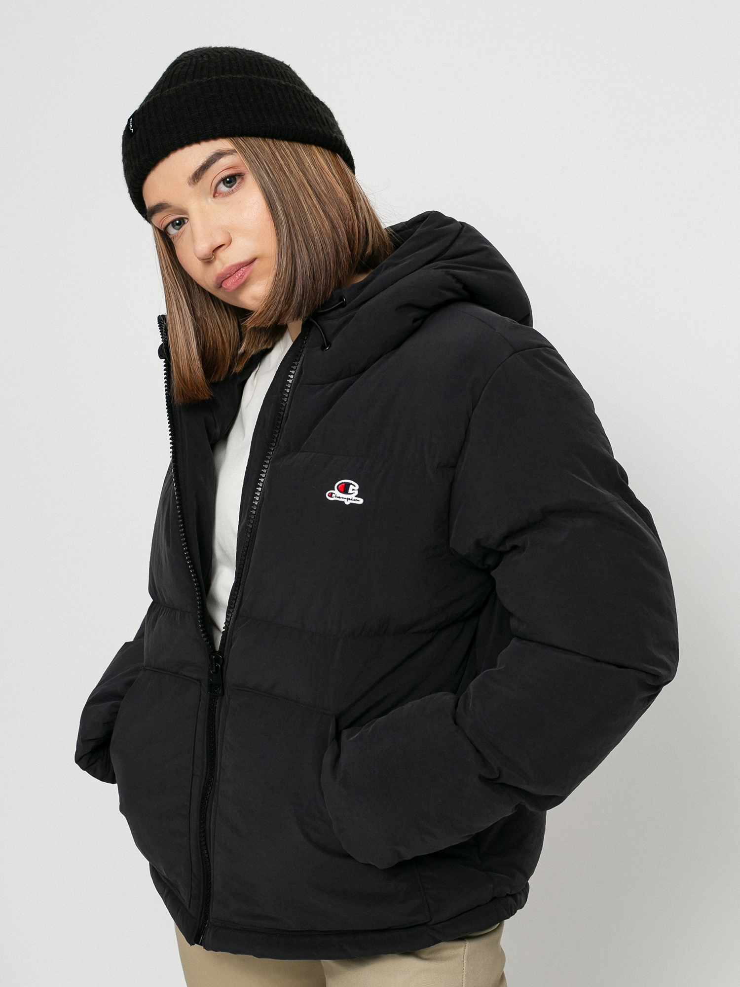 Kurtka Champion Hooded Jacket 114577 Wmn (nbk)