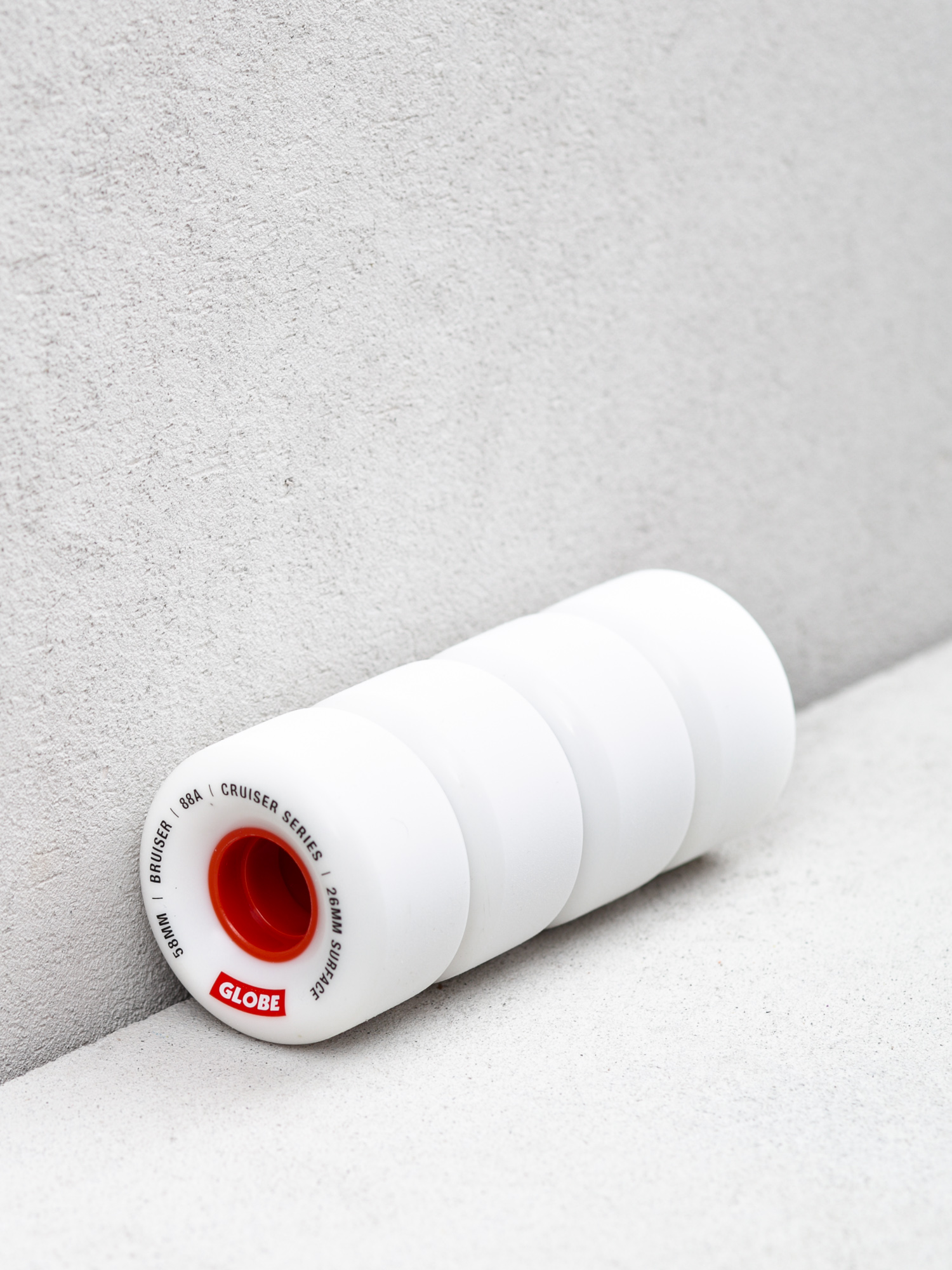 Kółka Globe Bruiser (white/red)