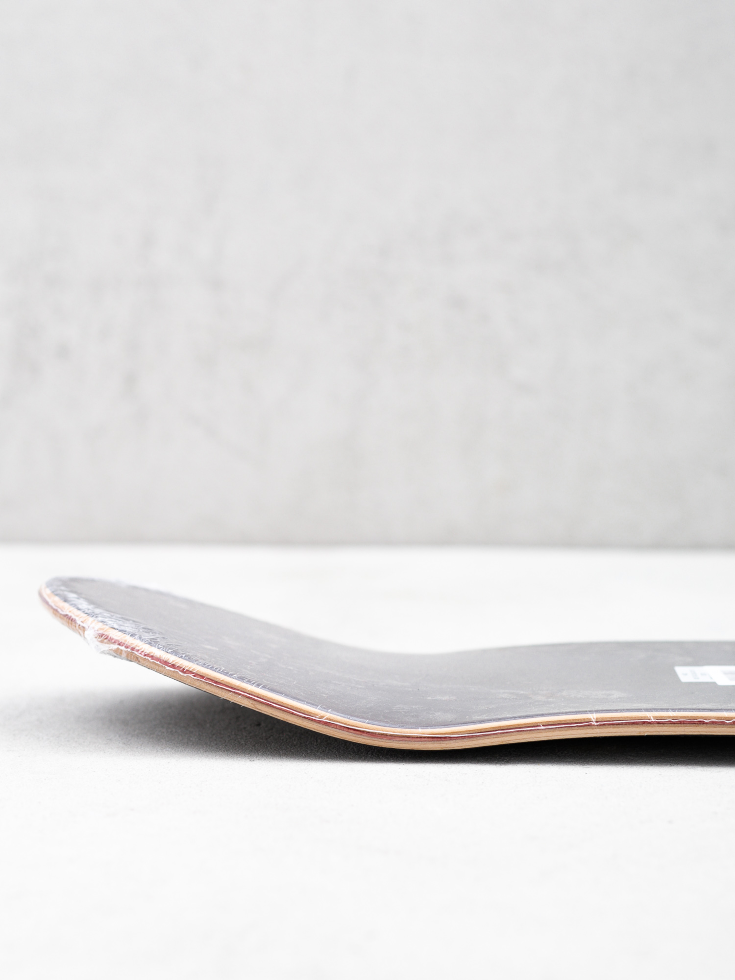 Deck Mob Skateboards Tag Logo (black)