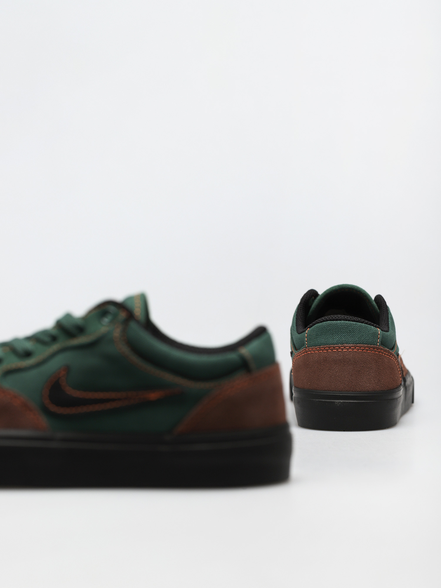 Buty Nike SB Chron 2 (lt chocolate/black noble green)