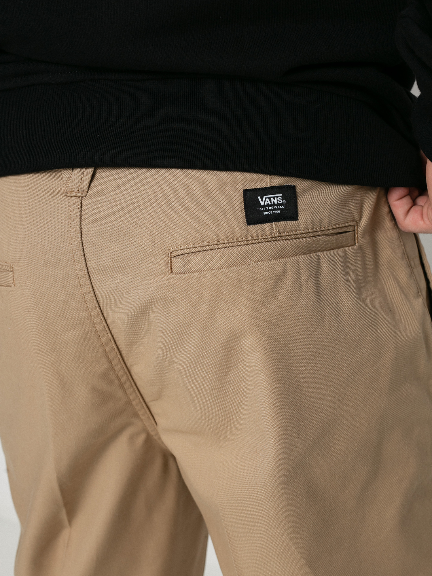 Spodnie Vans X Justin Henry Authentic Chino (khaki)