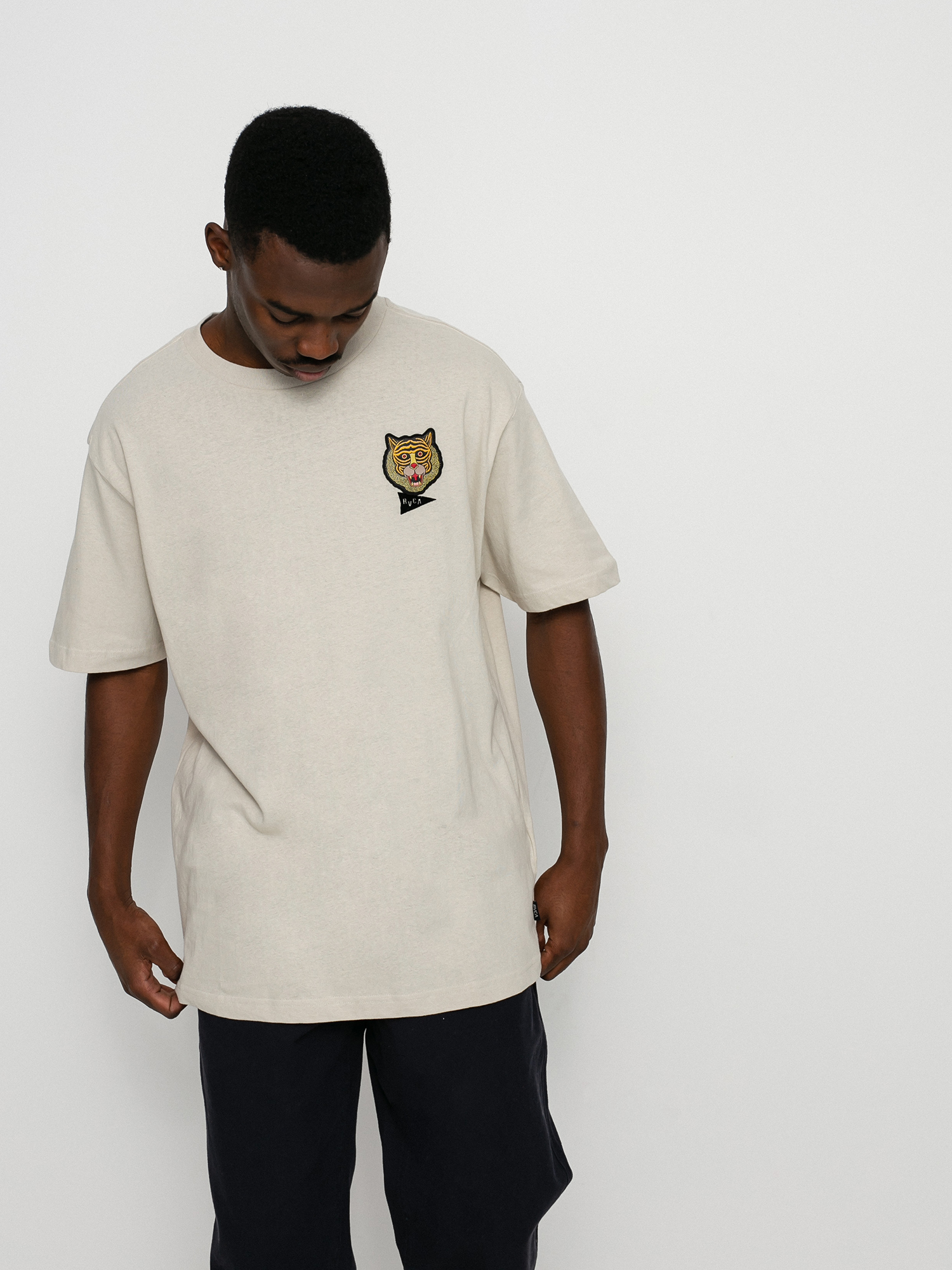 T-shirt RVCA Leines Patches (bone)