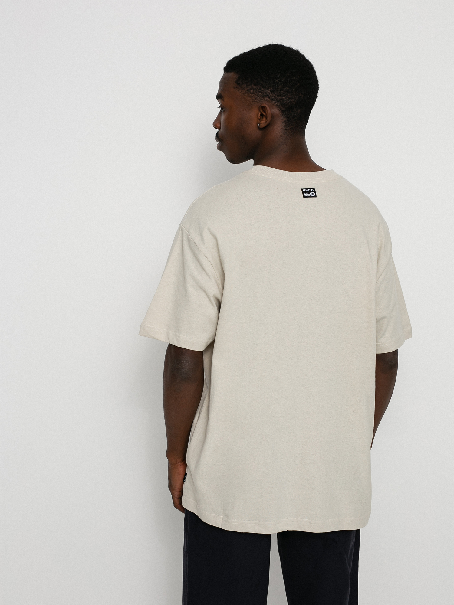 T-shirt RVCA Leines Patches (bone)