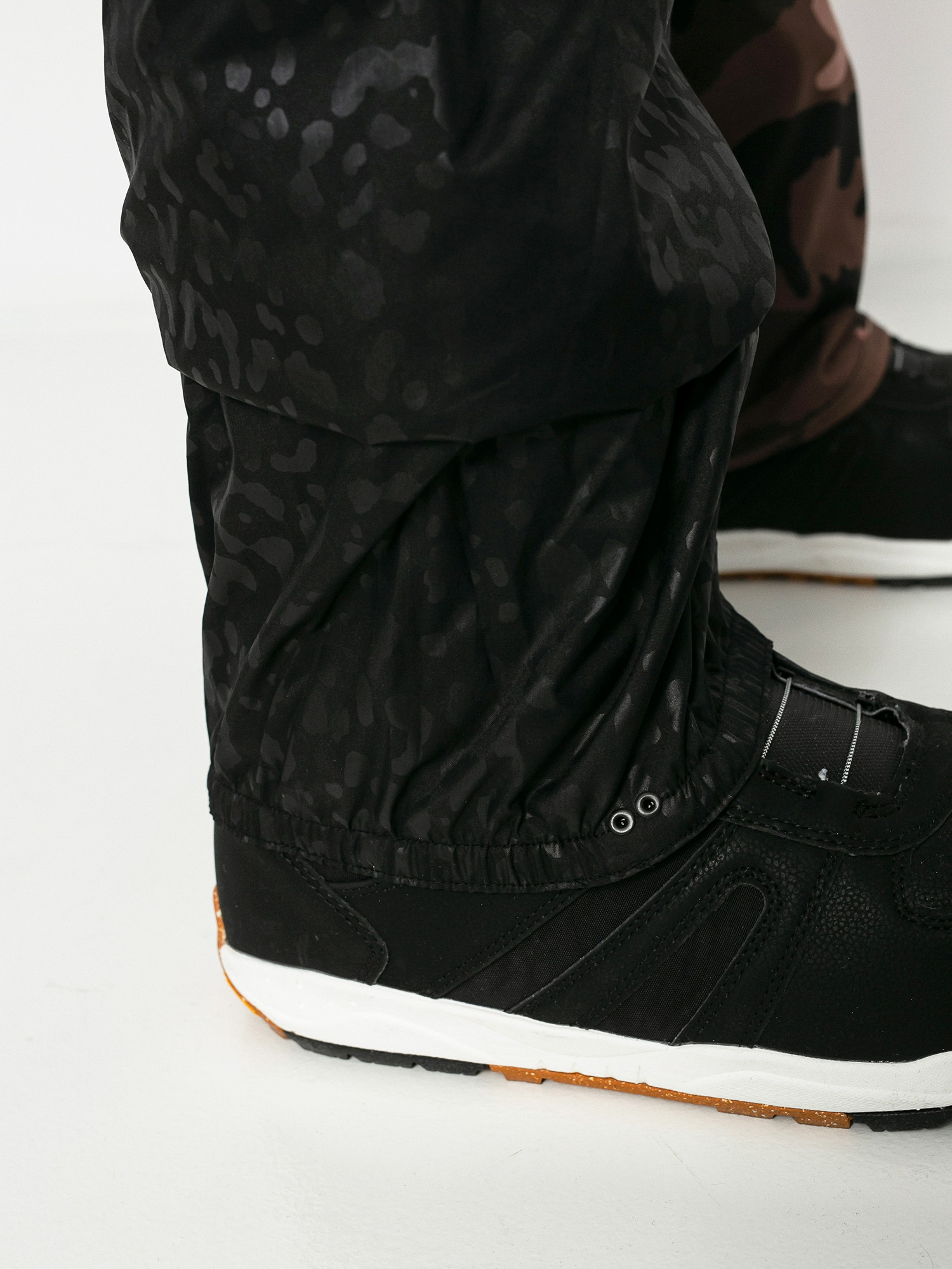 Damskie Spodnie snowboardowe Volcom Swift Bib Overall (fdr)