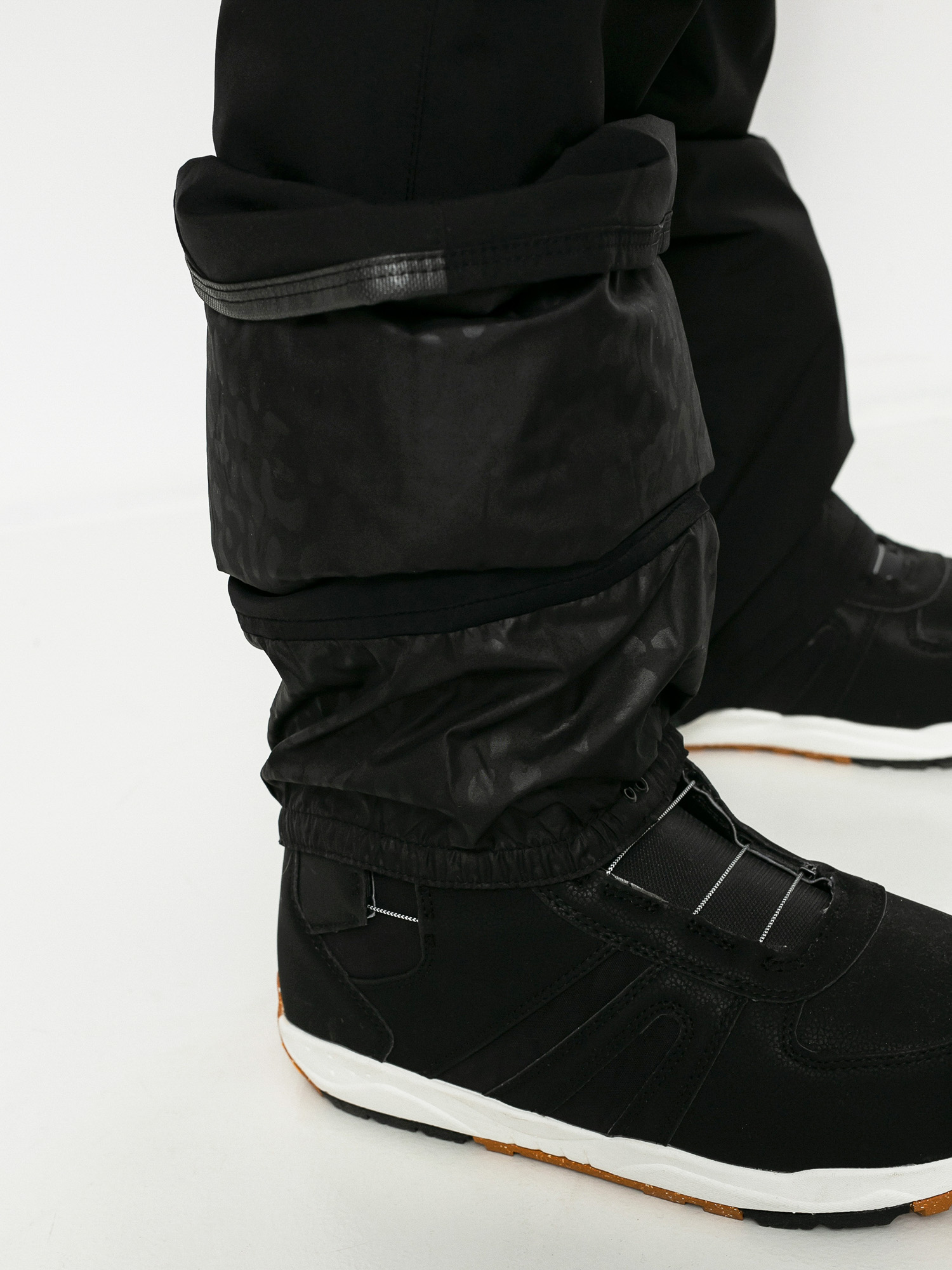 Damskie Spodnie snowboardowe Volcom Knox Ins Gore Tex (black)