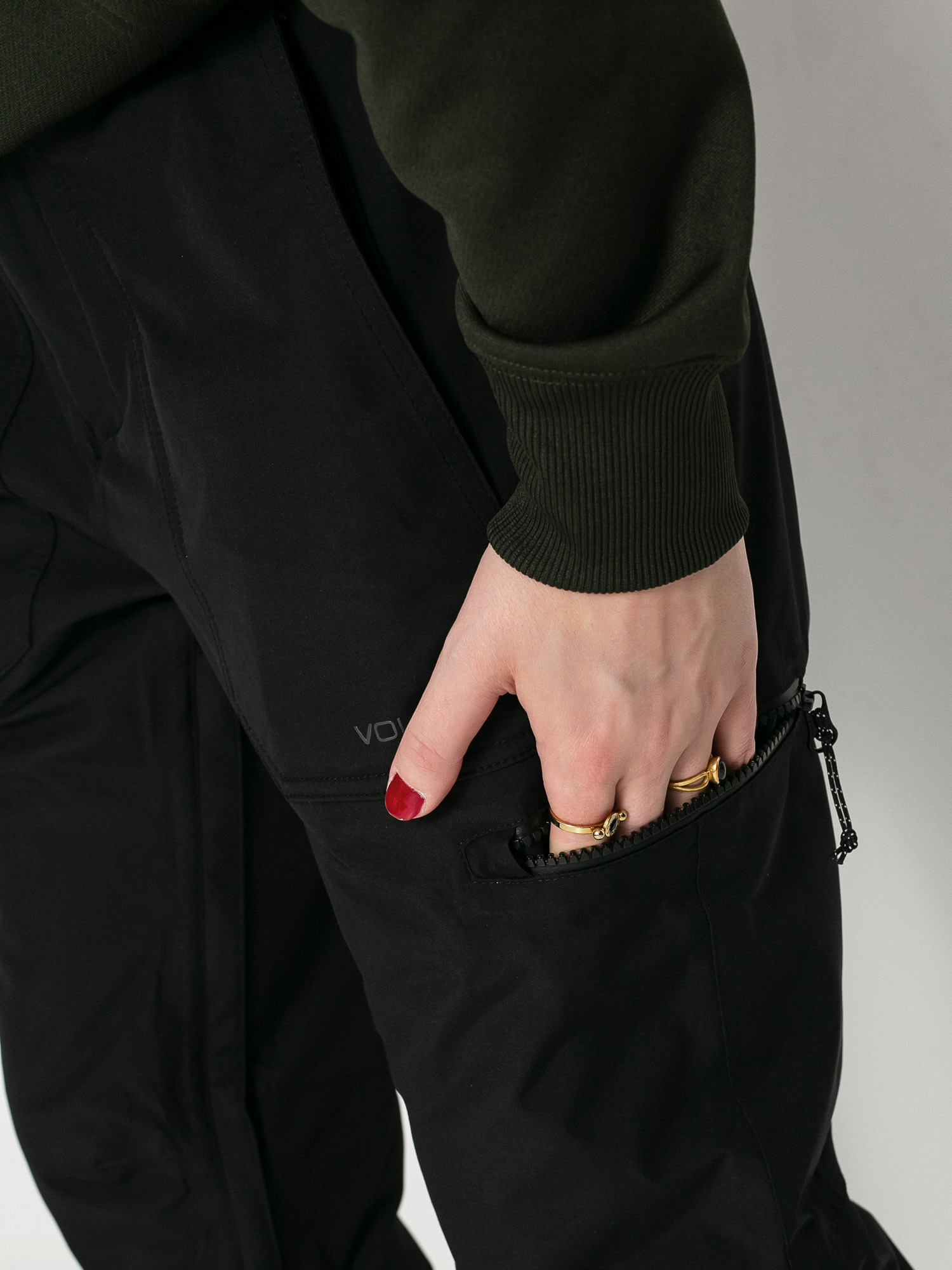 Damskie Spodnie snowboardowe Volcom Knox Ins Gore Tex (black)