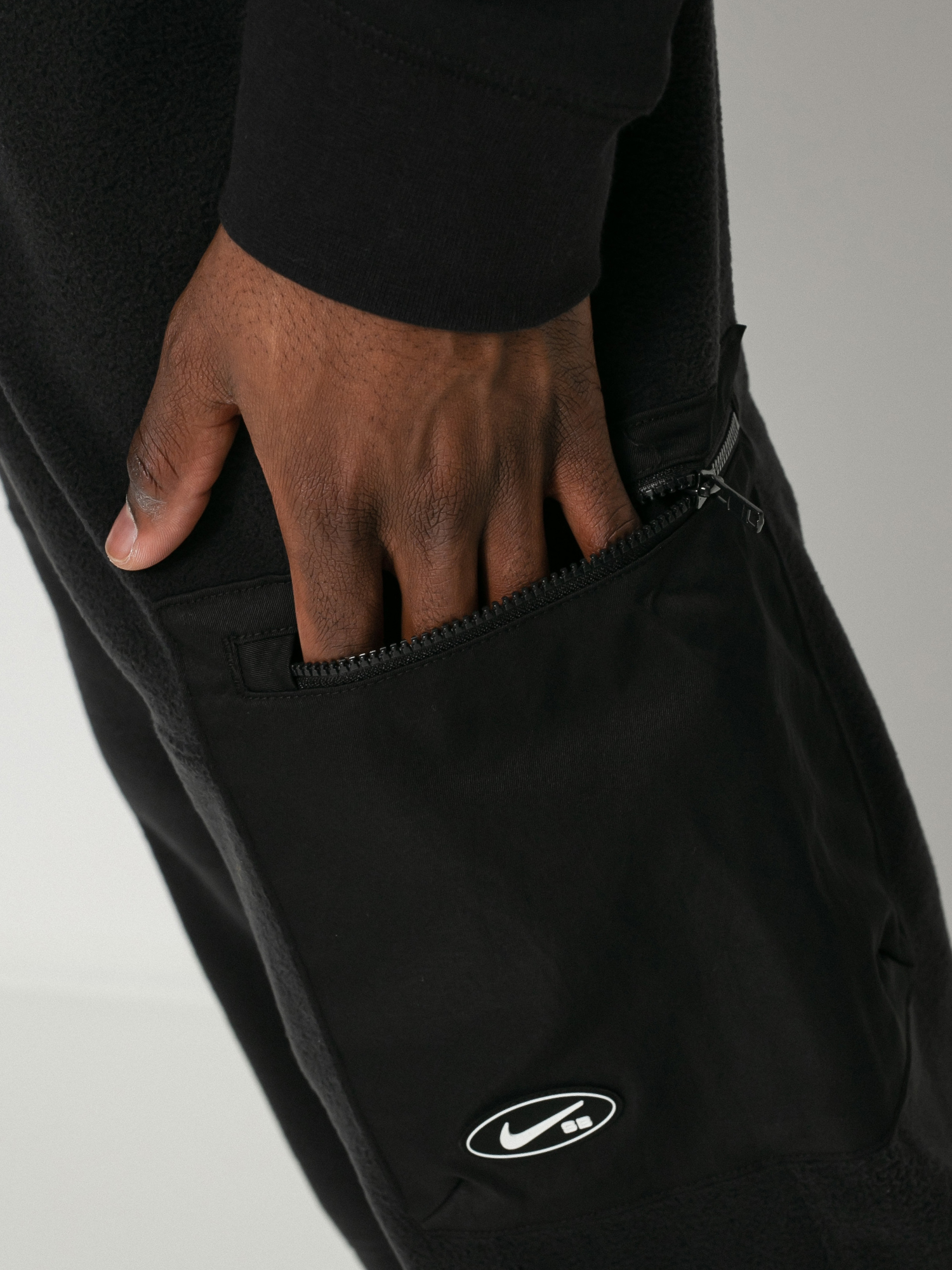 Spodnie Nike SB TF Winterized (black/black/black)