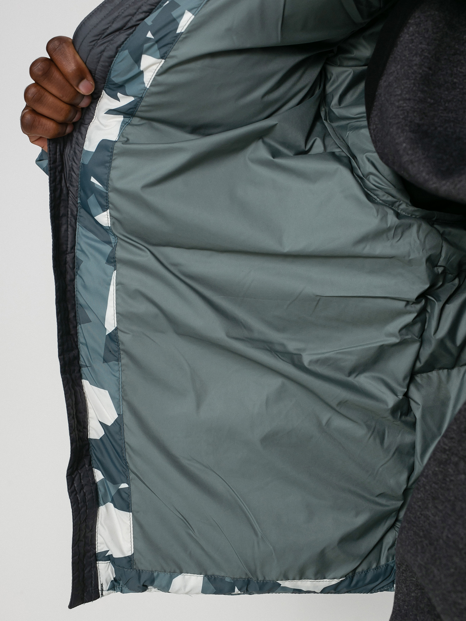 Kurtka Helly Hansen Active Puffy (storm)