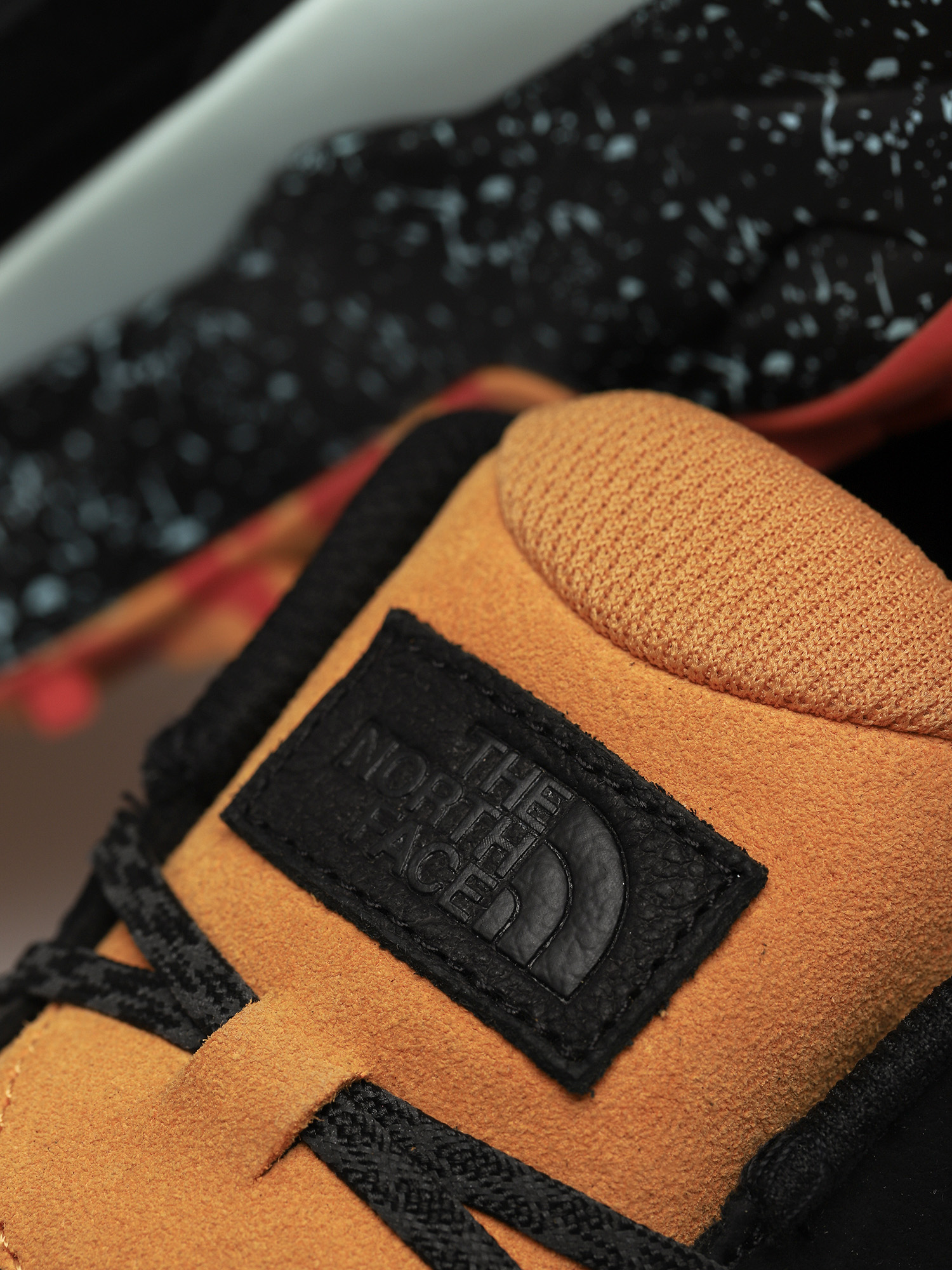 Buty The North Face Vectiv Taraval Street (tnf black/chamois orange)
