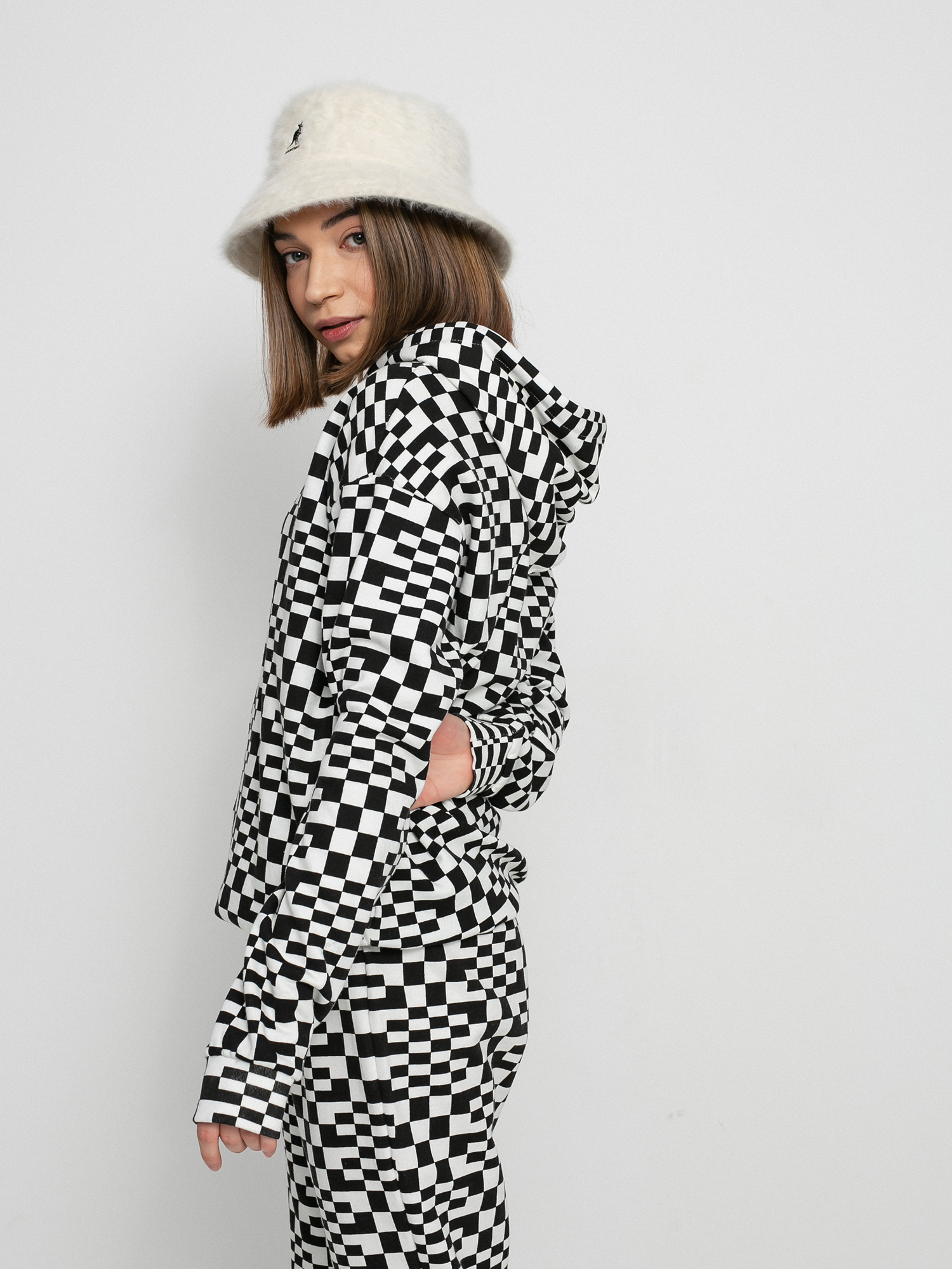 Bluza z kapturem Volcom Check U Out HD Wmn (black white)