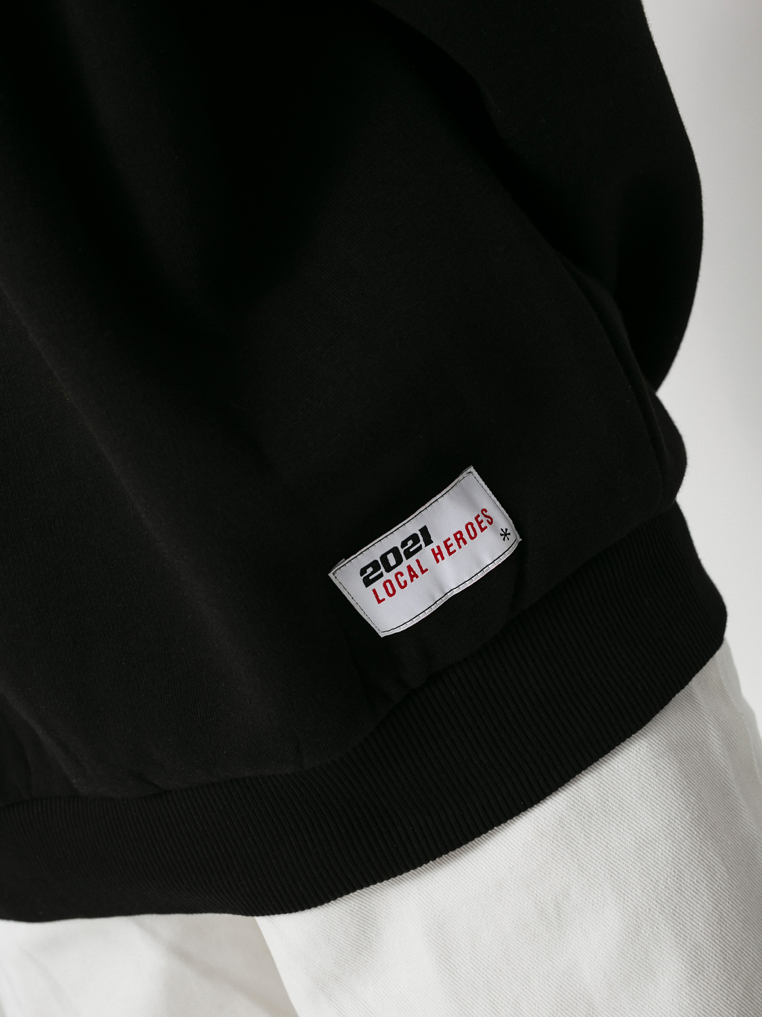 Bluza z kapturem Local Heroes X Coca Cola Rhinestones HD Wmn (black)