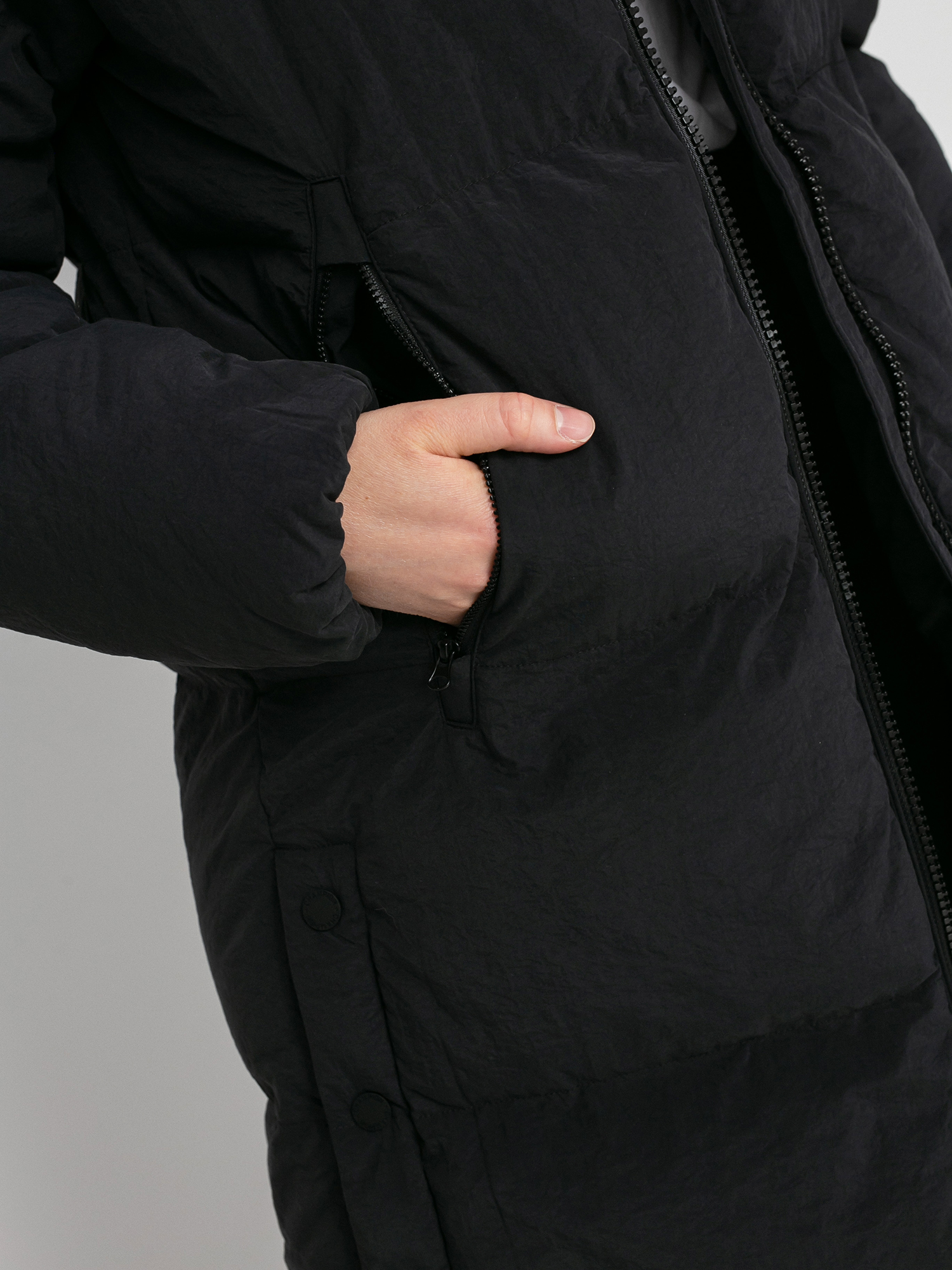 Kurtka Champion Hooded Polyfilled Jacket 114581 Wmn (nbk)