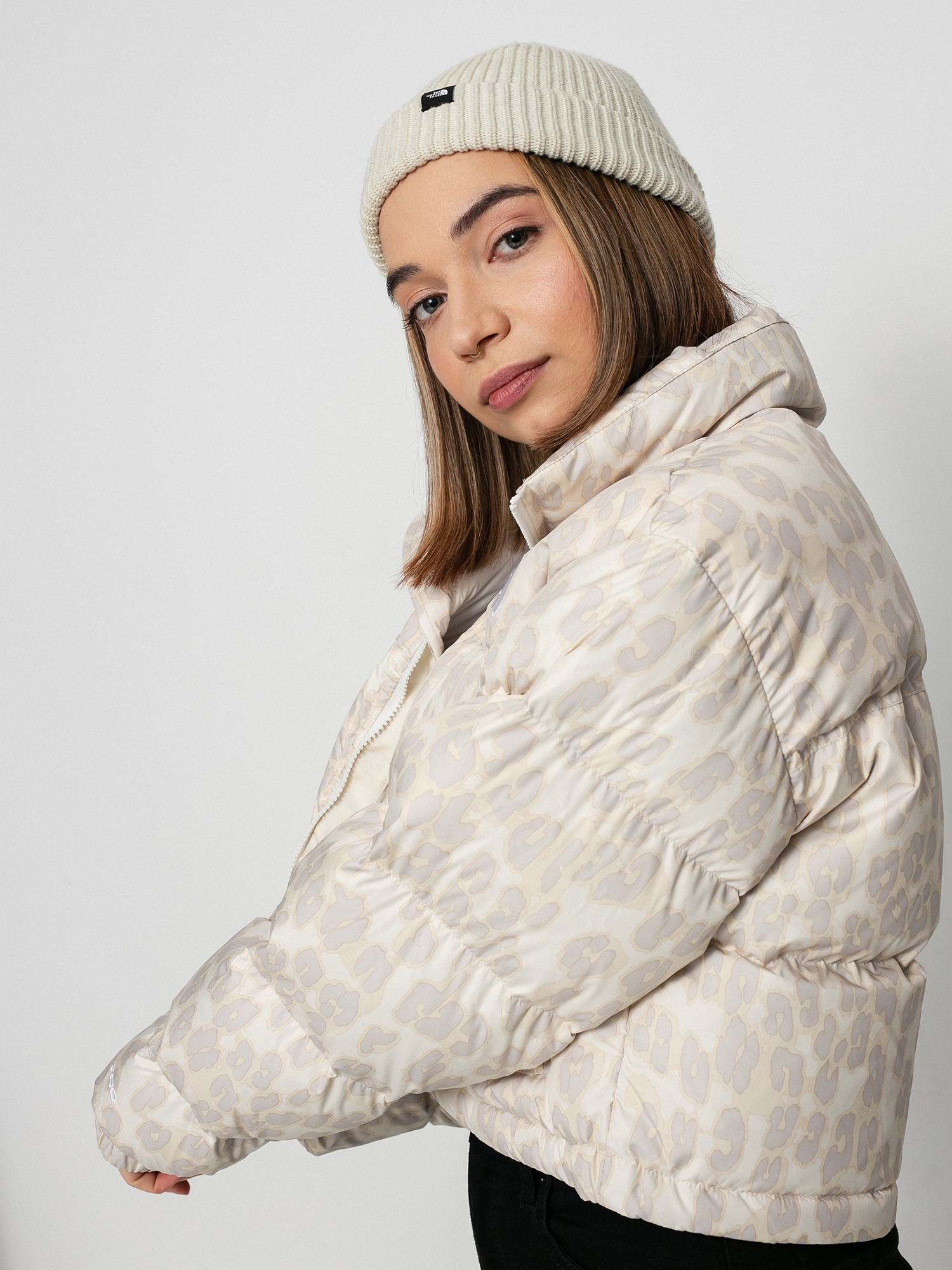 Kurtka The North Face Printed Nuptse Short Wmn (silver grey leopard print)