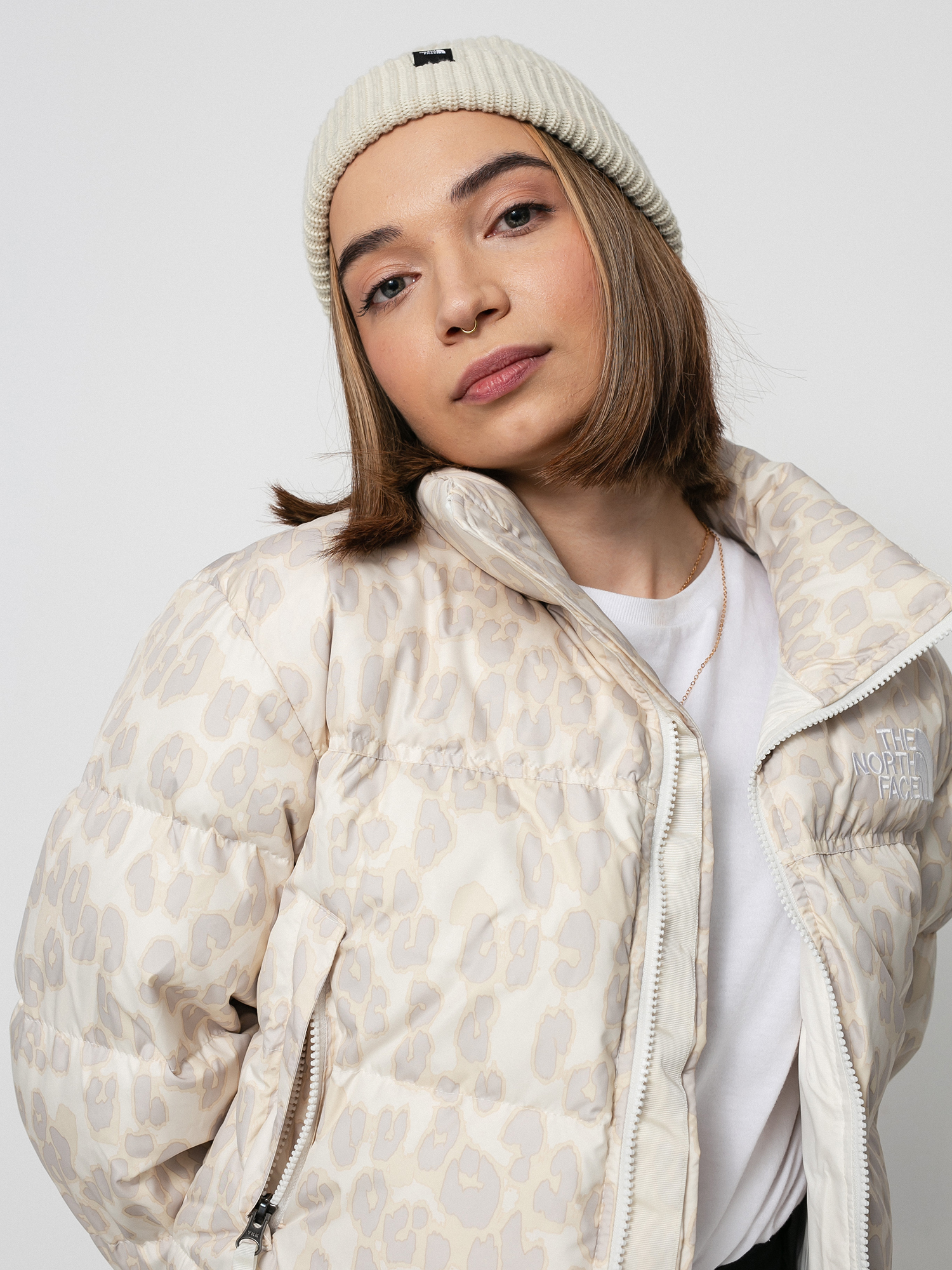 Kurtka The North Face Printed Nuptse Short Wmn (silver grey leopard print)