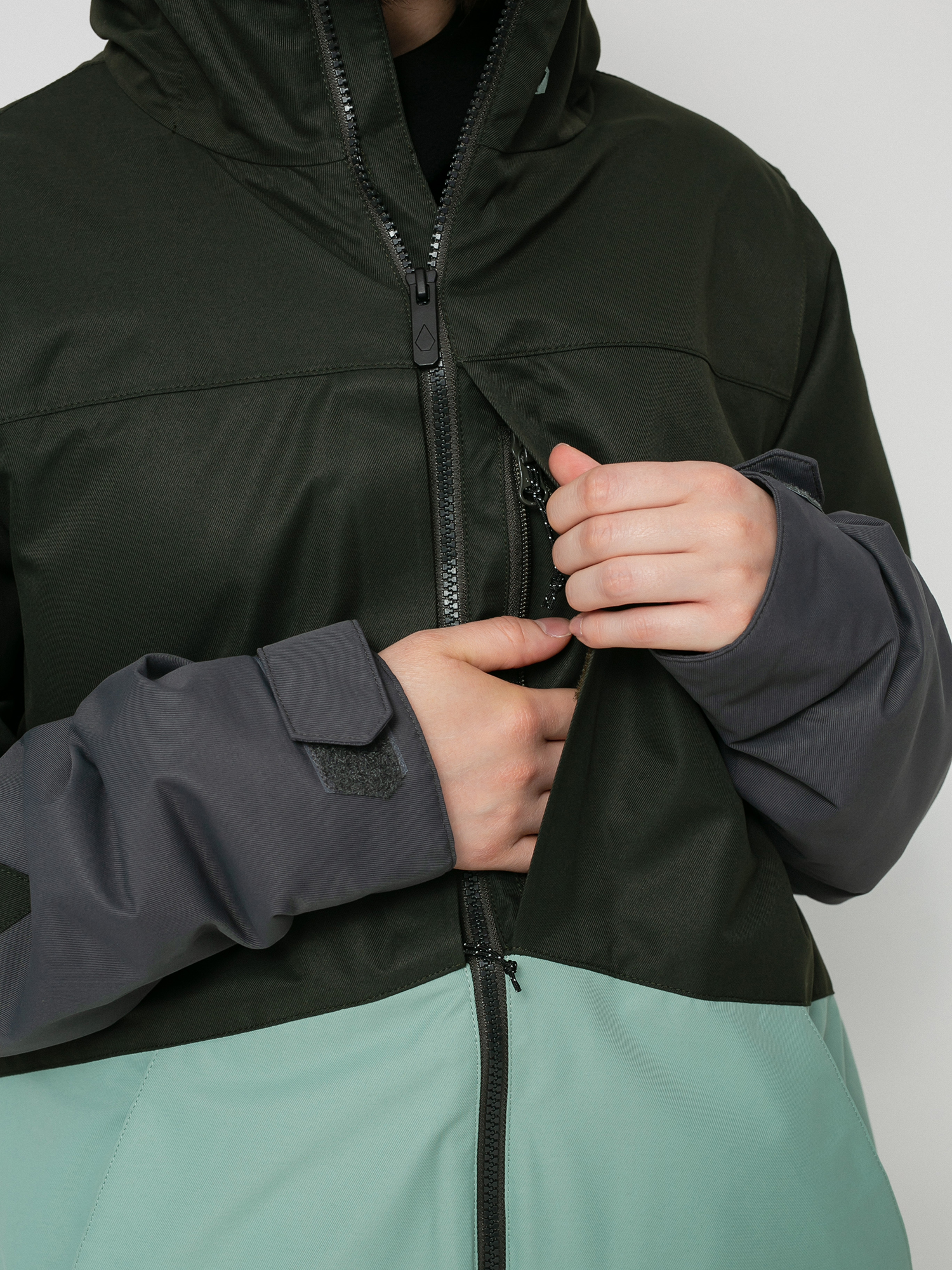 Damska Kurtka snowboardowa Volcom Strayer Ins (black green)