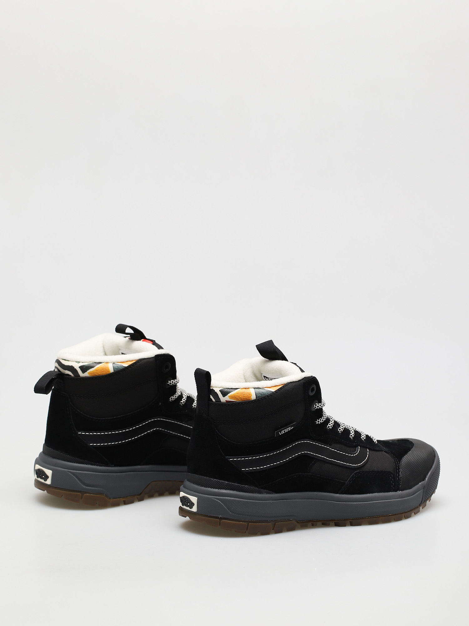 Buty Vans X Hanna Scott Ultrarange Exo Hi MTE 1 (multi/black)