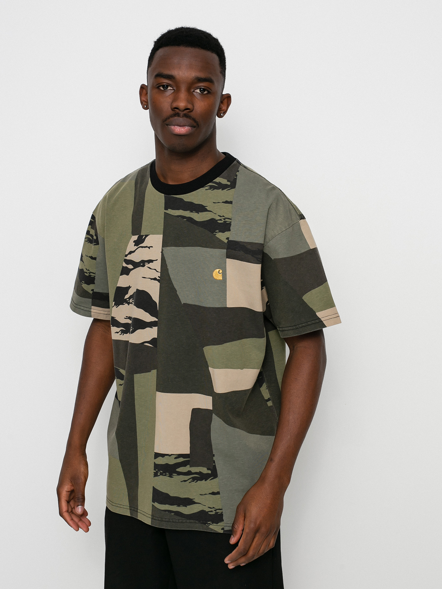 T-shirt Carhartt WIP Chase (camo mend/gold)