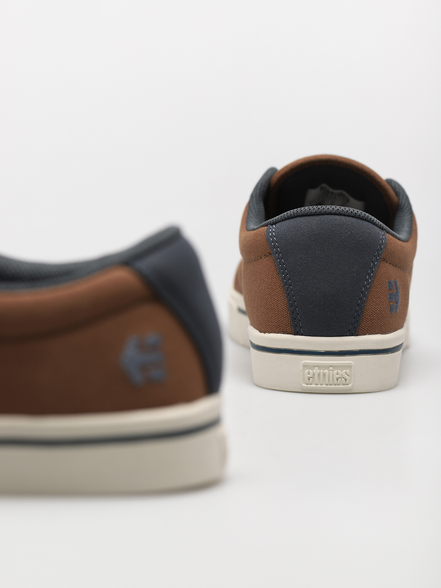 Buty Etnies Jameson 2 Eco (brown/blue)