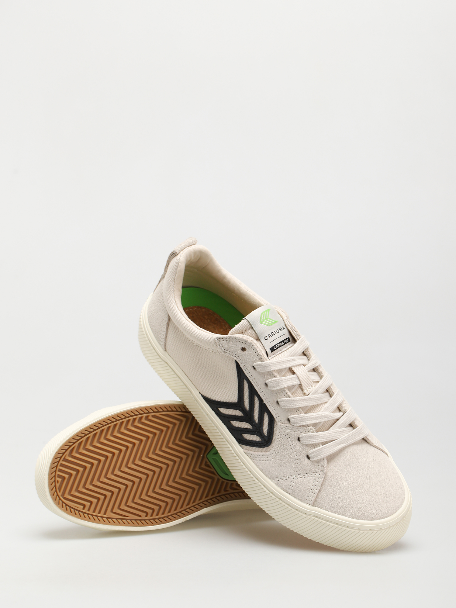 Buty Cariuma Catiba Pro (vintage white/black logo)