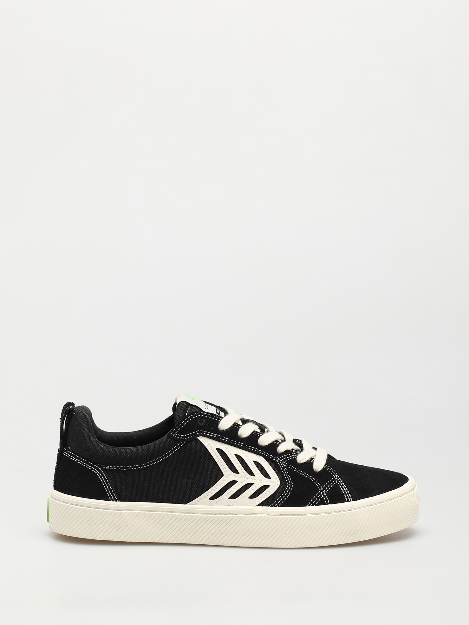 Buty Cariuma Catiba Pro (black/contrast thread ivory logo)