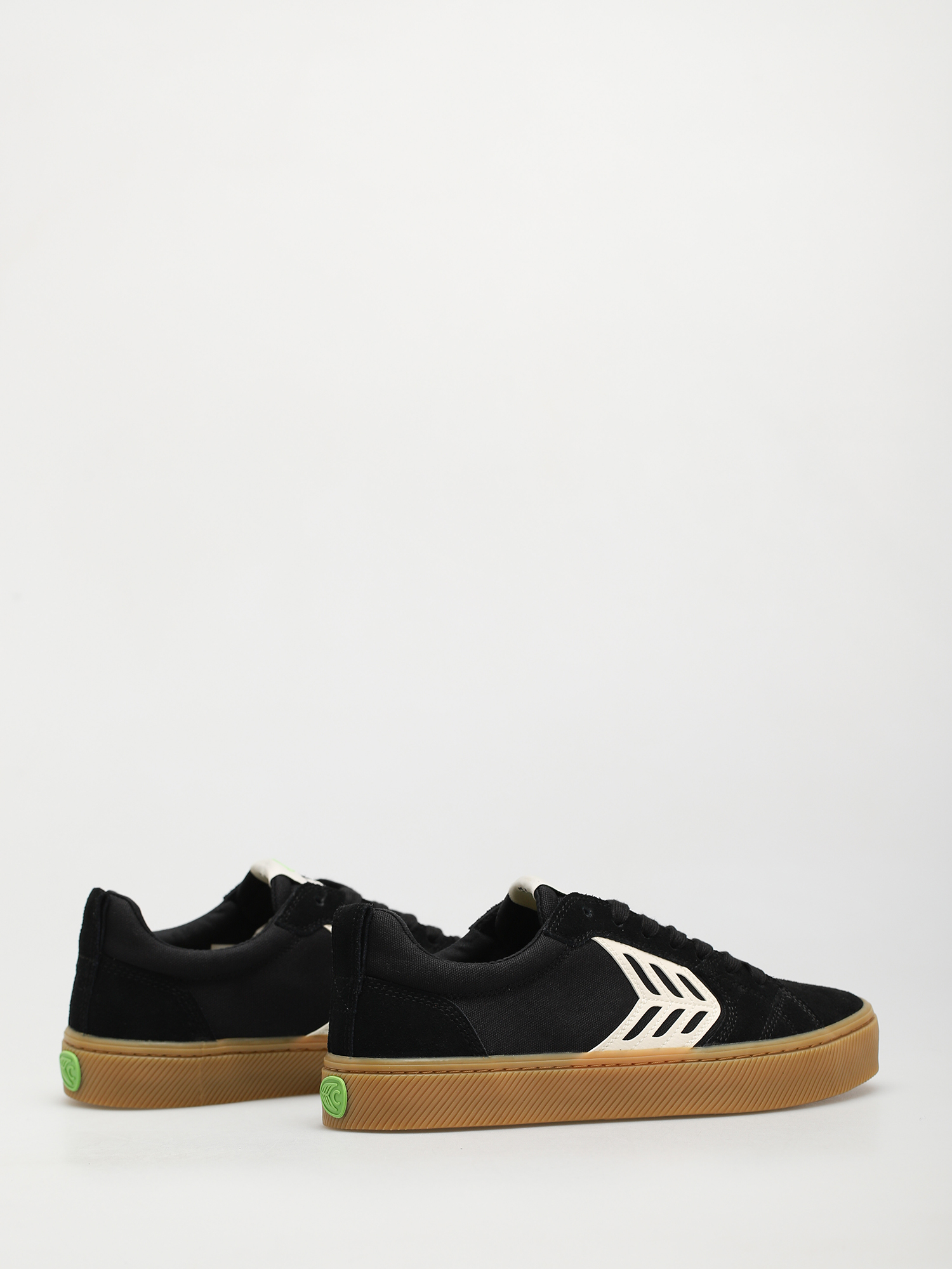 Buty Cariuma Catiba Pro (gum black/ivory logo)