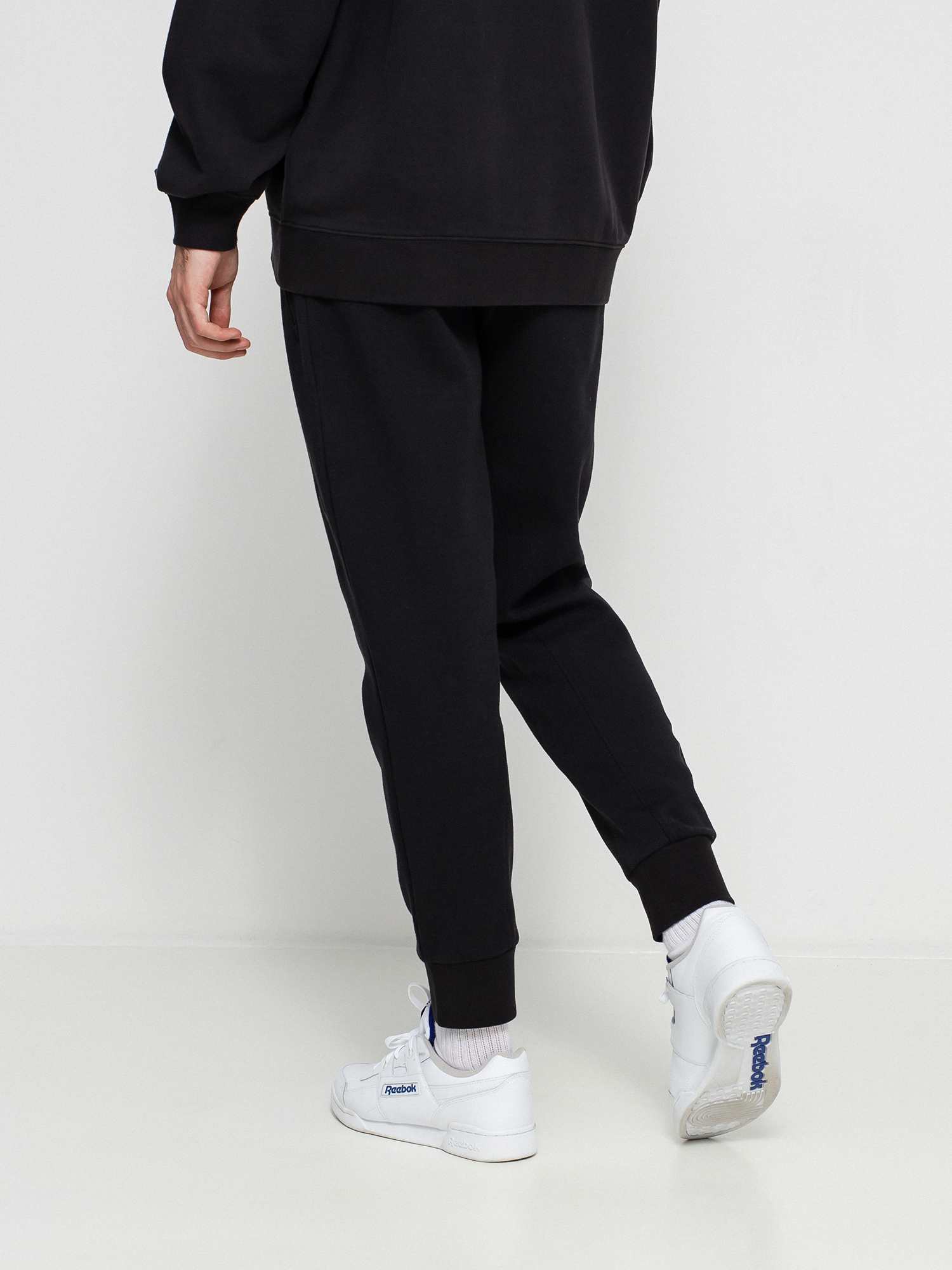 Spodnie RVCA Sport Tech Sweatpant (black)