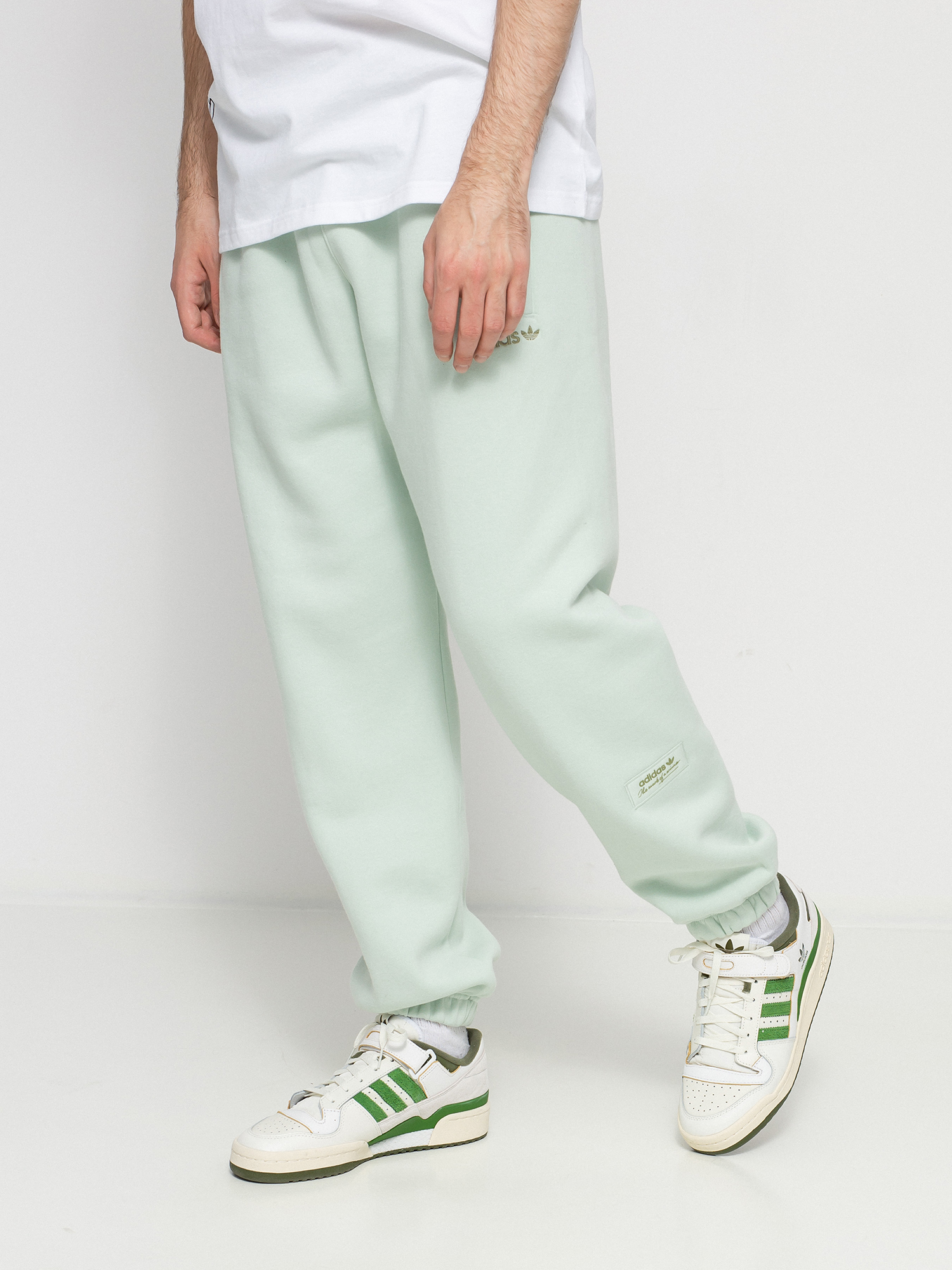 Spodnie adidas Originals TRF Linear (linen green)