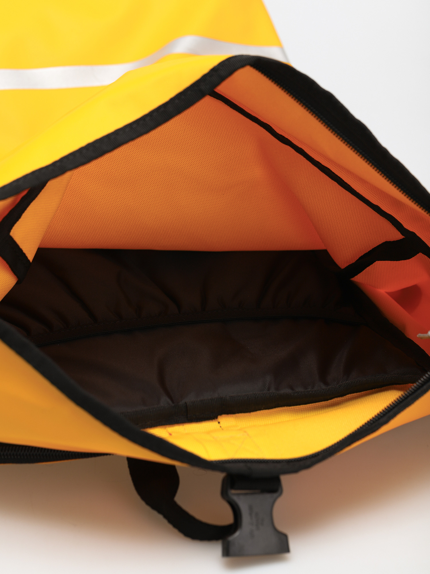 Plecak Eastpak Maclo (tarp young)