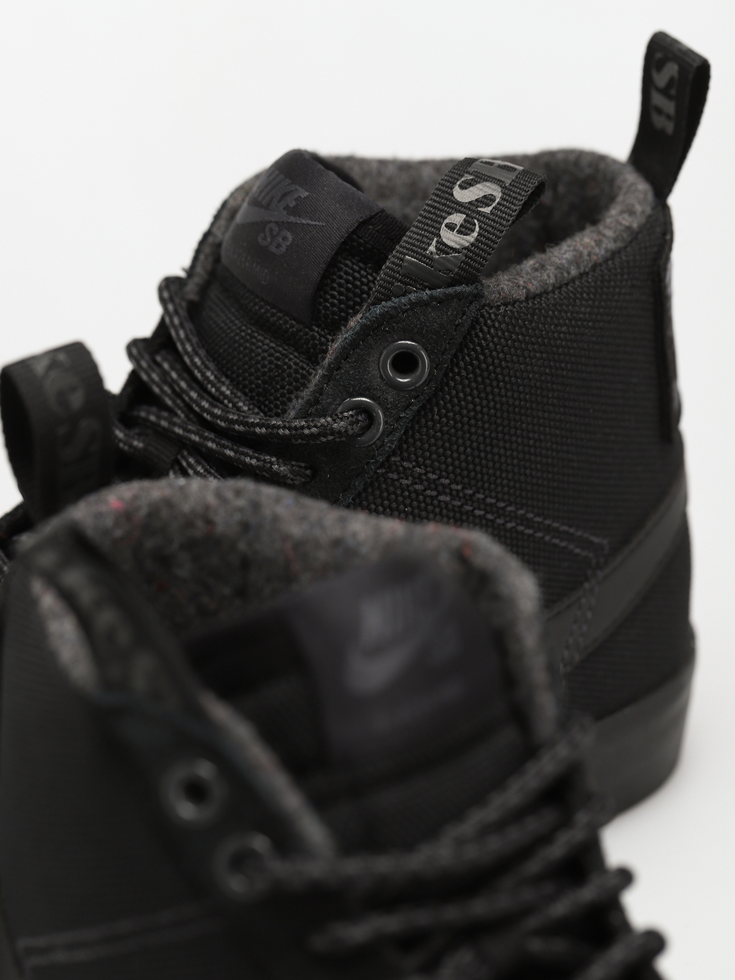 Buty Nike SB Zoom Blazer Mid Premium (black/black anthracite black)
