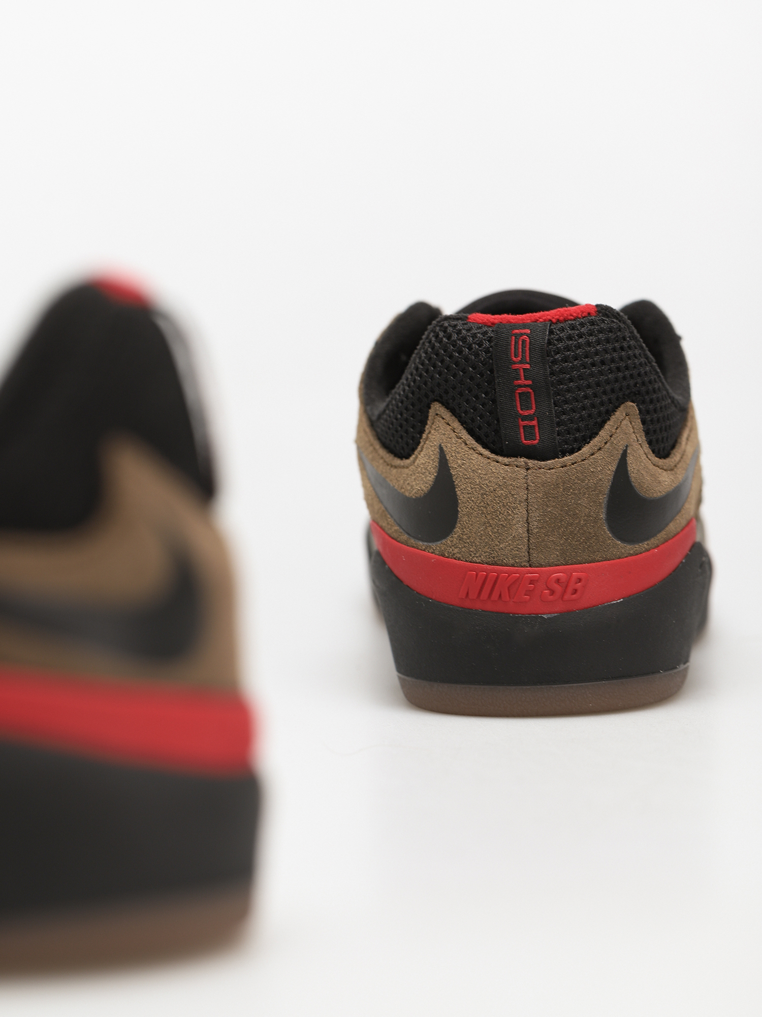 Buty Nike SB Ishod (light olive/black light olive)