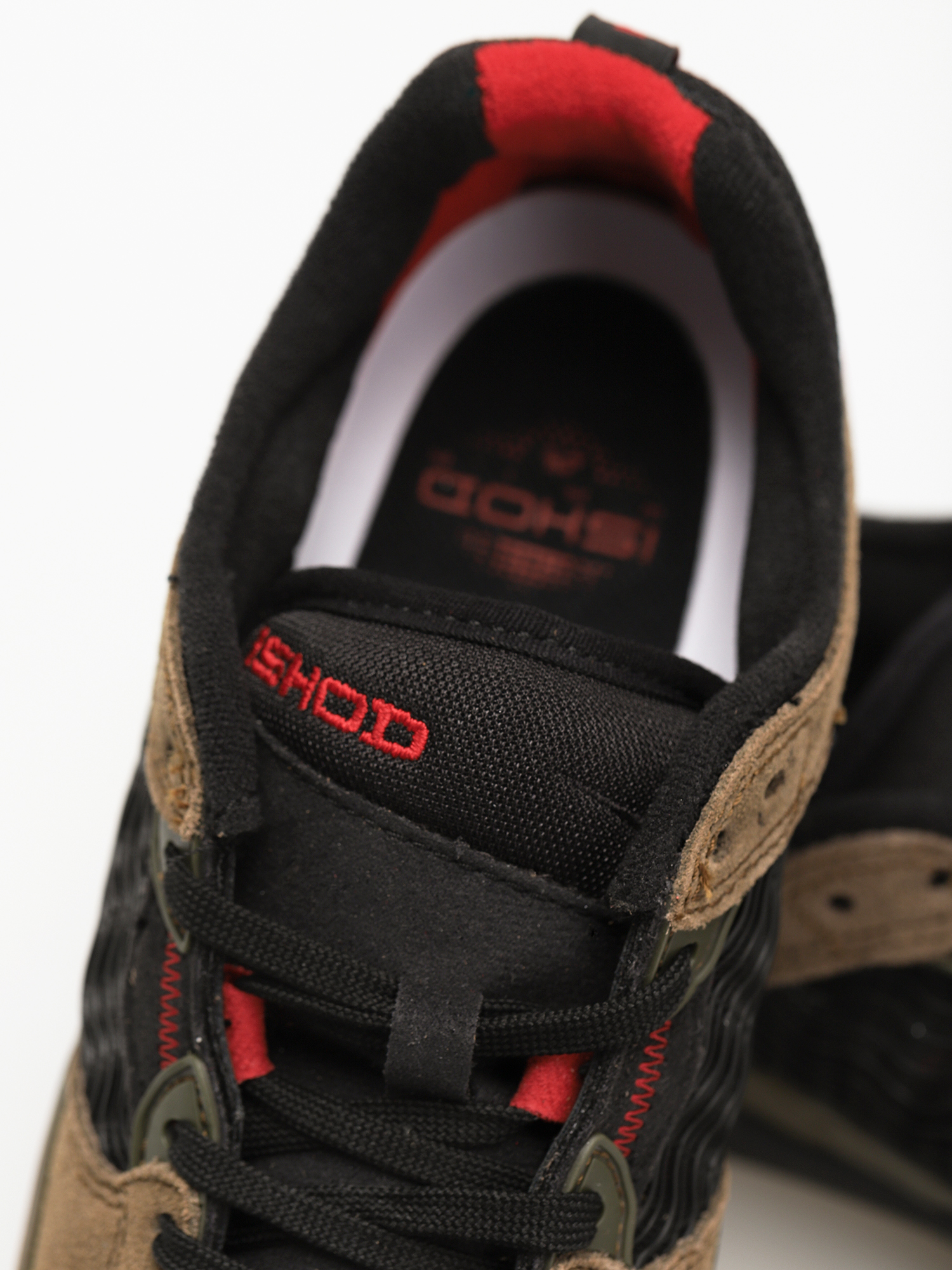 Buty Nike SB Ishod (light olive/black light olive)