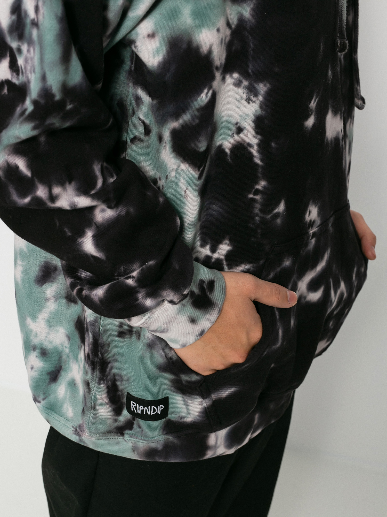 Bluza z kapturem RipNDip Get A Grip HD (black/sage tie dye)