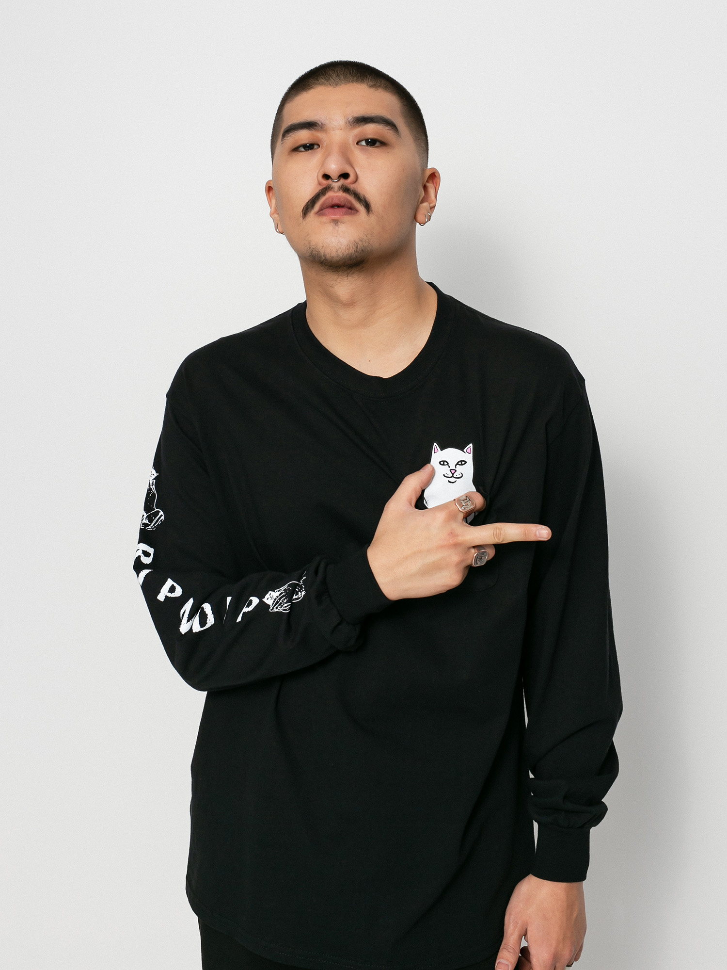 Longsleeve RipNDip Lord Nermal Pocket (black)