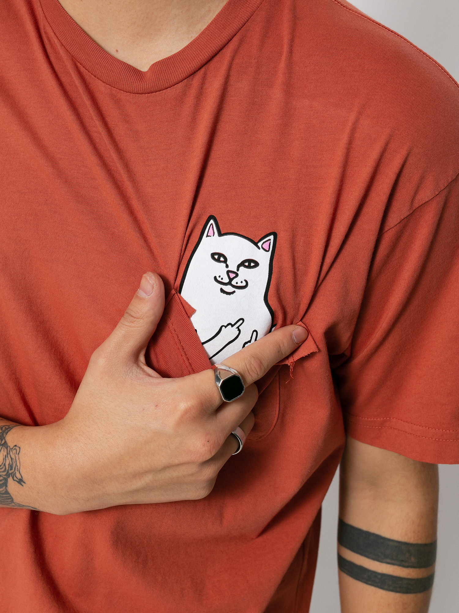 T-shirt RipNDip Lord Nermal Pocket (clay)