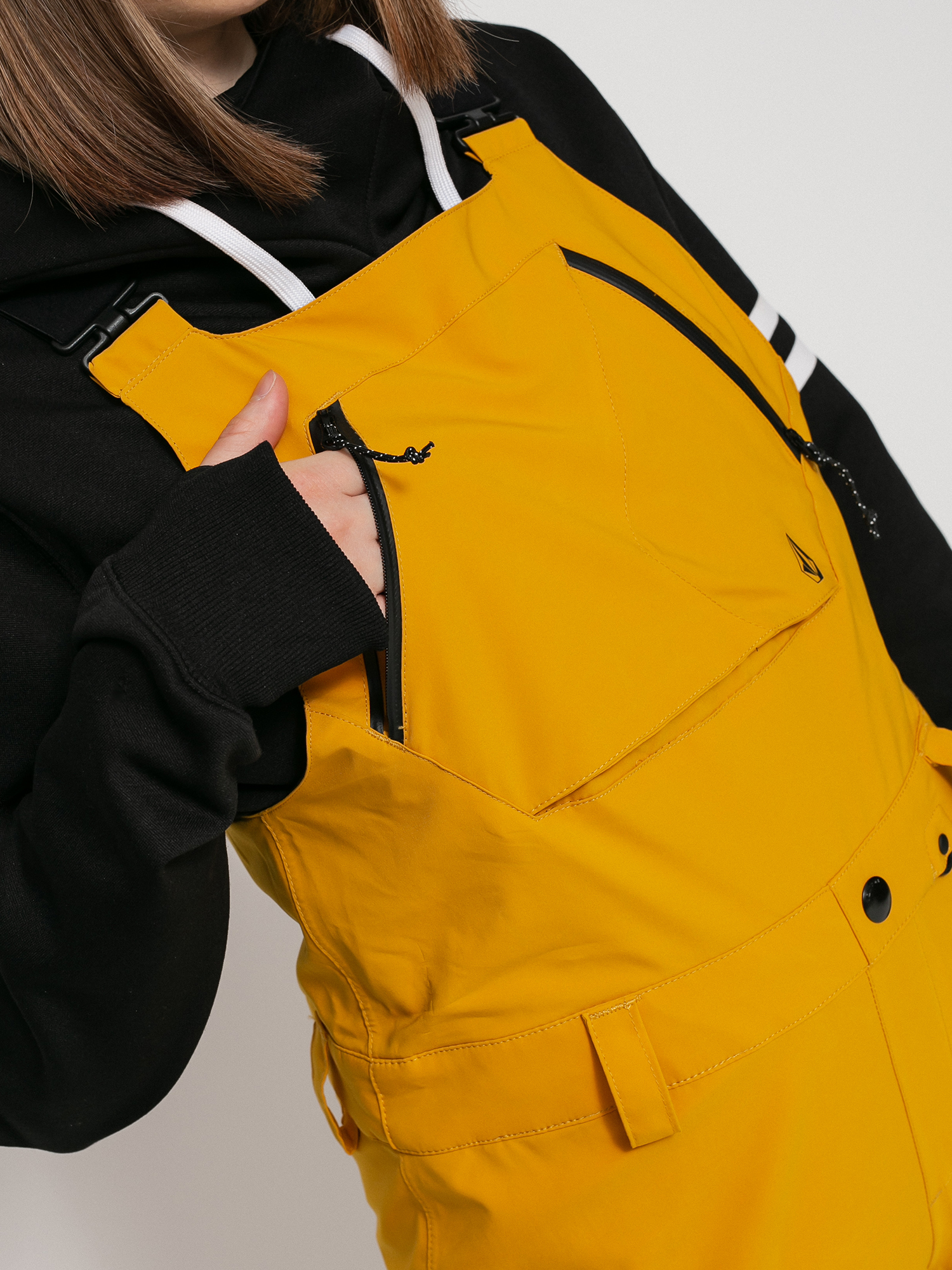 Damskie Spodnie snowboardowe Volcom Elm Stretch Gore Bib Overall (resin gold)