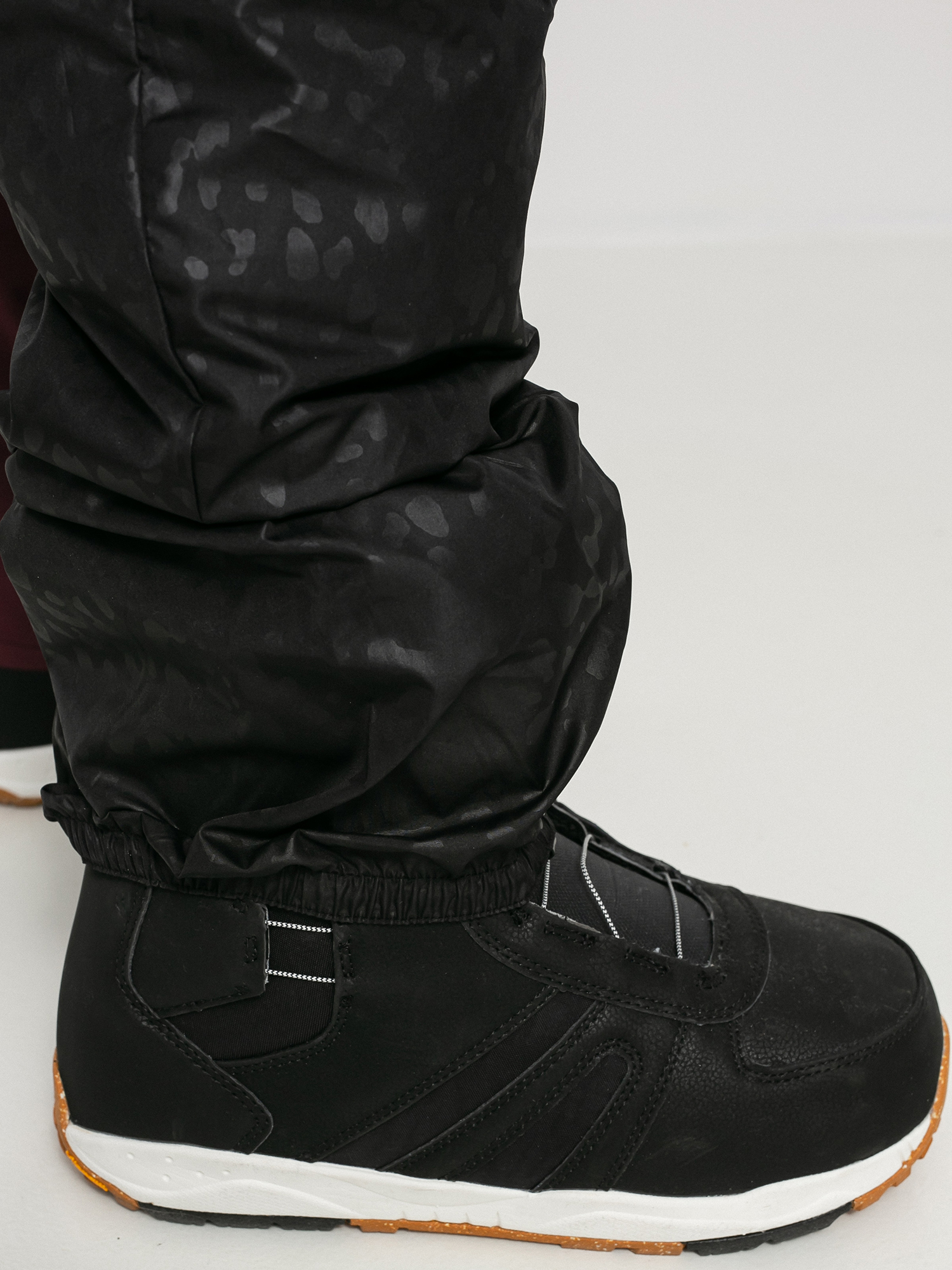 Damskie Spodnie snowboardowe Volcom Hallen (merlot)