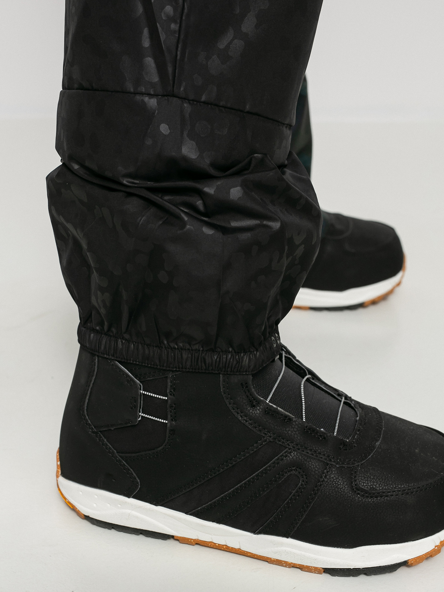 Damskie Spodnie snowboardowe Volcom Grace Stretch (covert green)