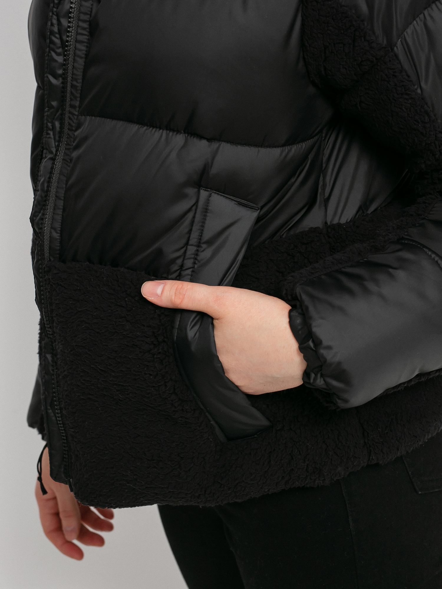 Kurtka Columbia Leadbetter Point Sherpa Wmn (black)