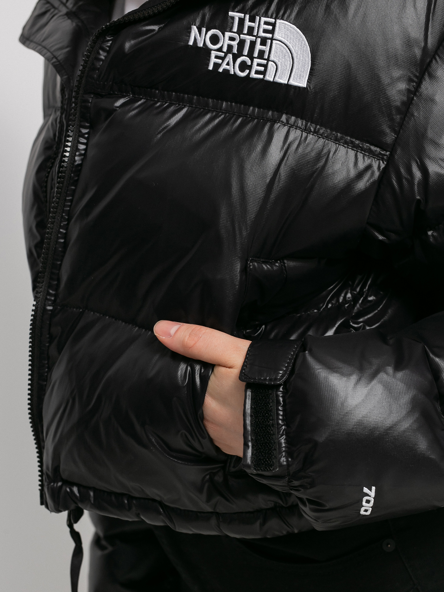 Kurtka The North Face Nuptse Short Wmn (tnf black)