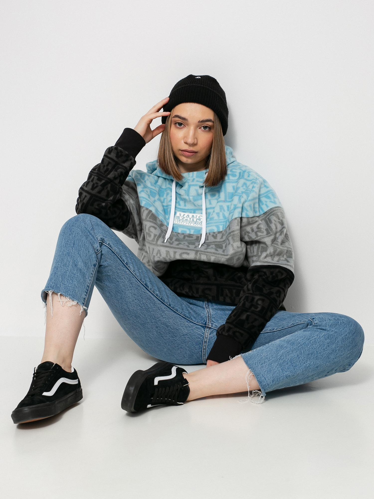 Bluza z kapturem Vans X Napapijri HD Wmn (black)